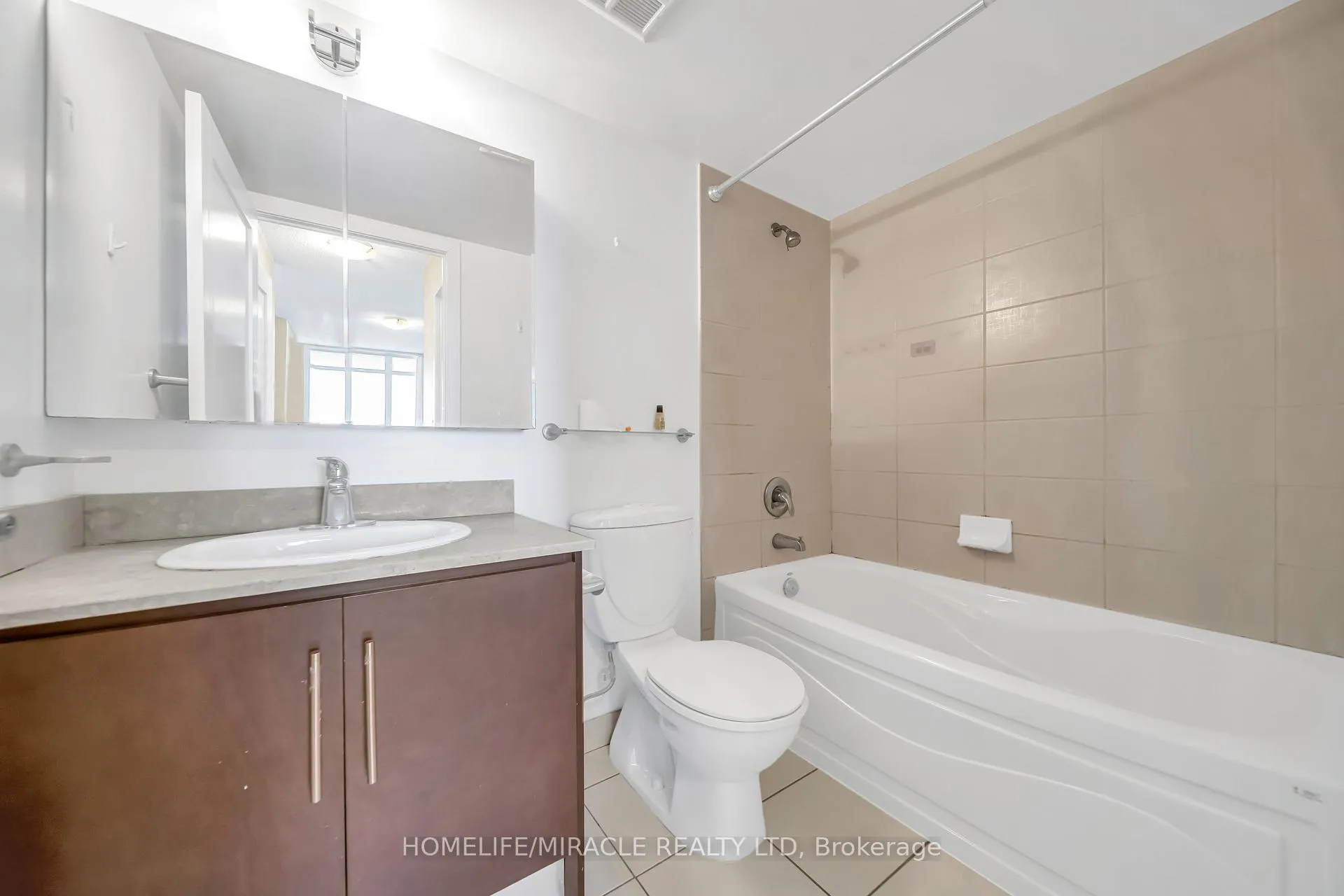Photo 34 of Unit 1615, 20 Blue Jays Way, Toronto, Waterfront Communities — HOMEH