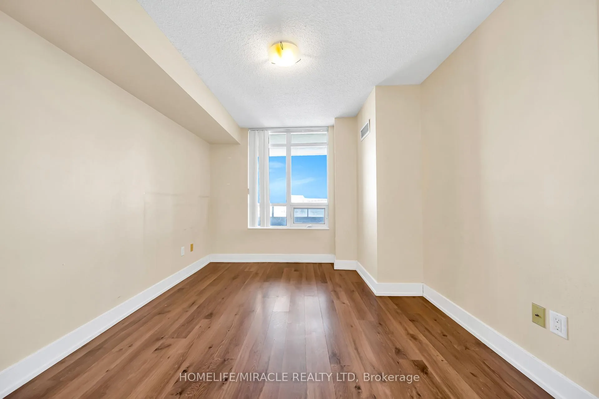 Photo 36 of Unit 1615, 20 Blue Jays Way, Toronto, Waterfront Communities — HOMEH