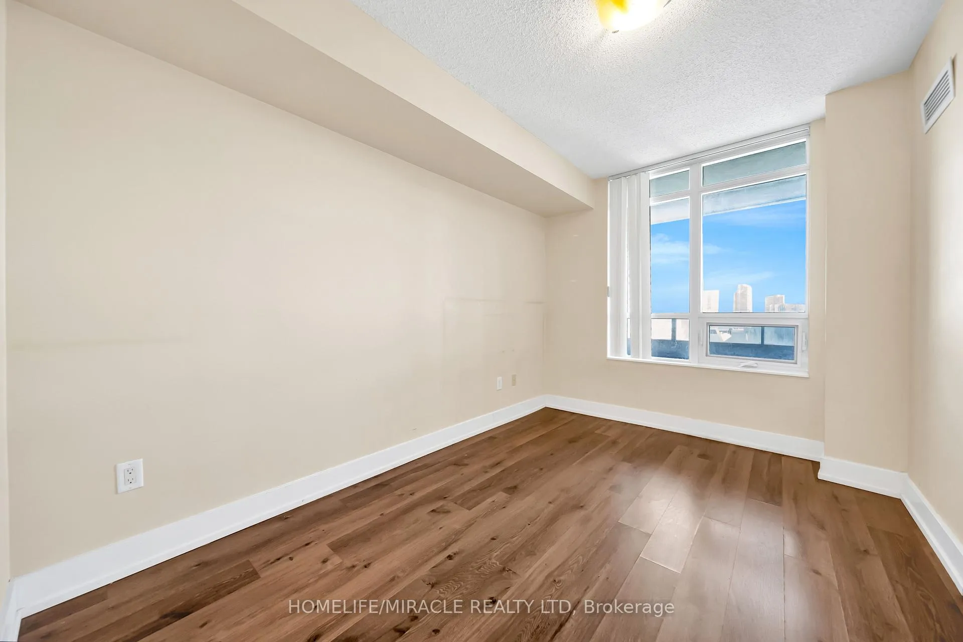 Photo 37 of Unit 1615, 20 Blue Jays Way, Toronto, Waterfront Communities — HOMEH