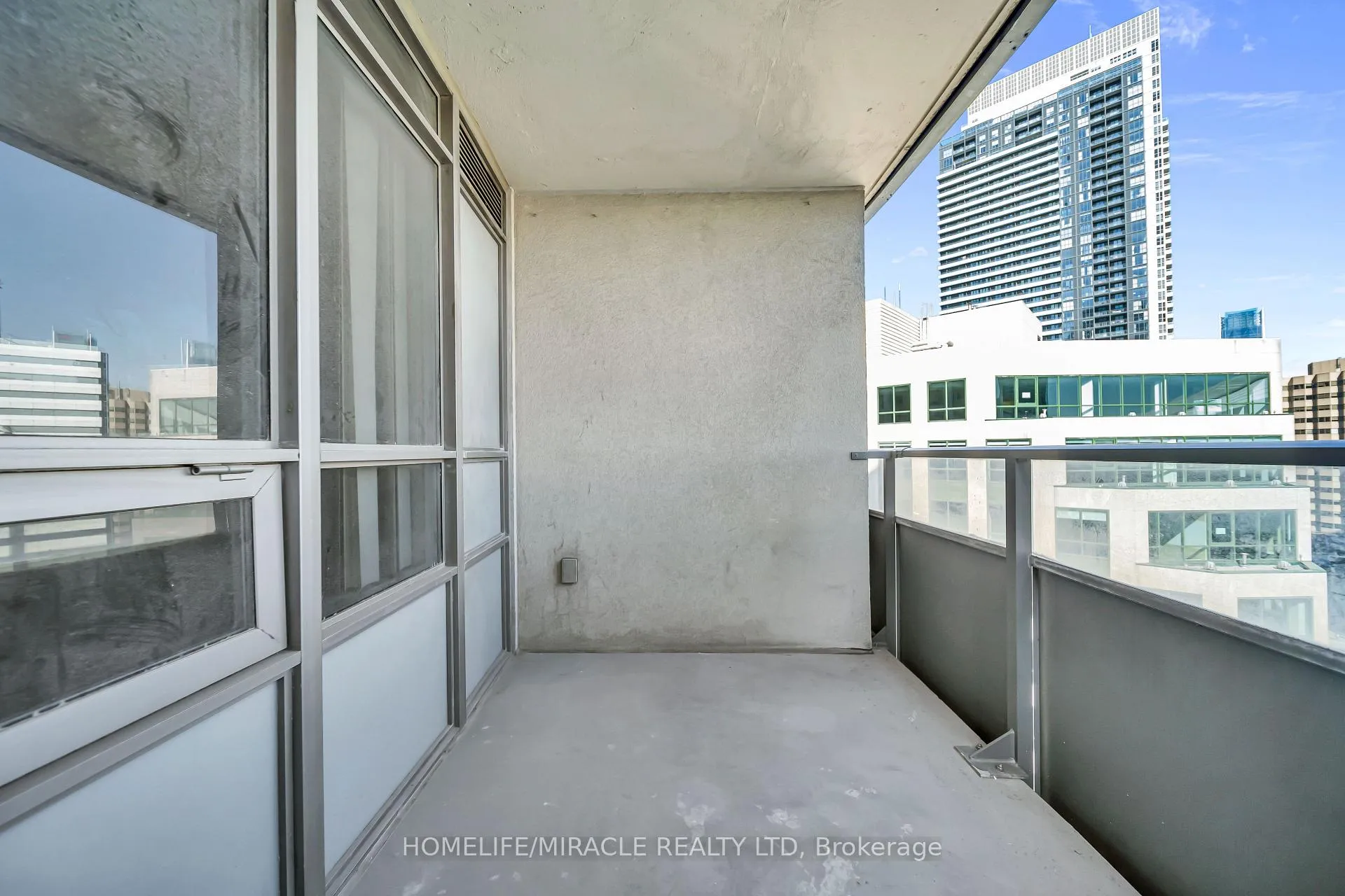 Photo 41 of Unit 1615, 20 Blue Jays Way, Toronto, Waterfront Communities — HOMEH