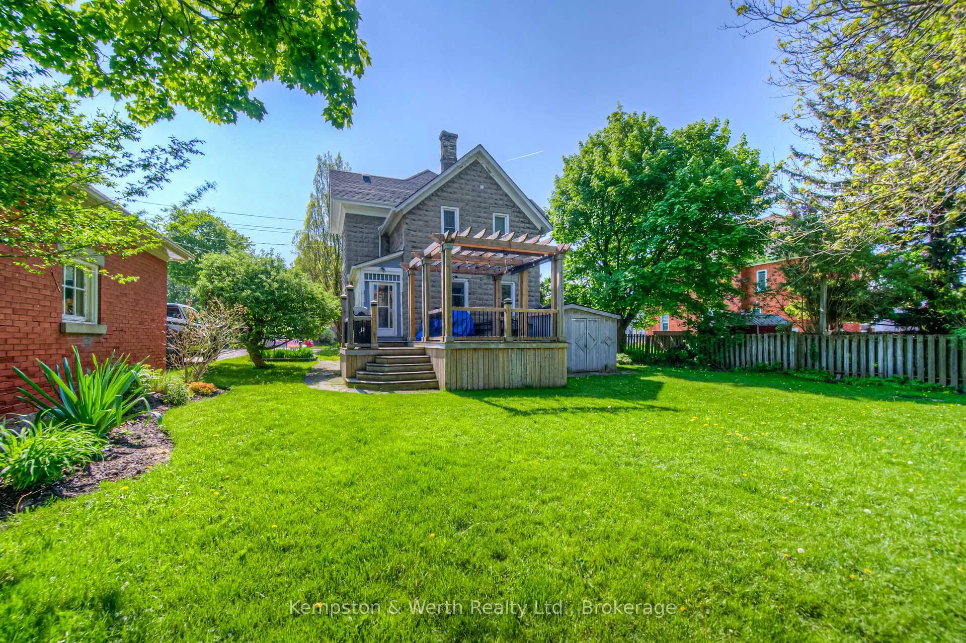 Photo 8 of 333 Barber Avenue N, North Perth, Listowel — HOMEH