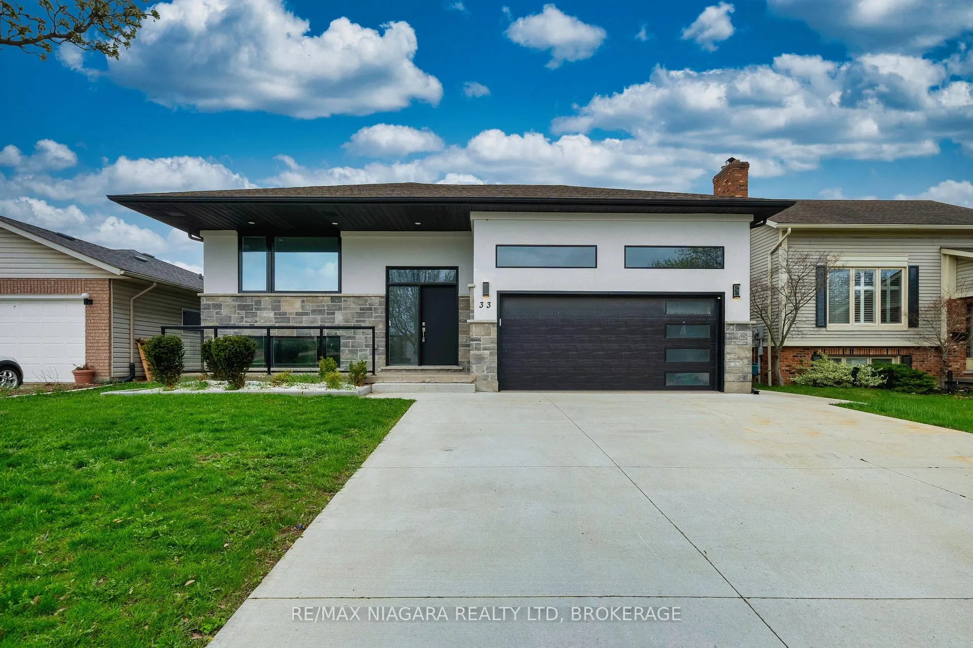 Front of 33 West Farmington Drive
