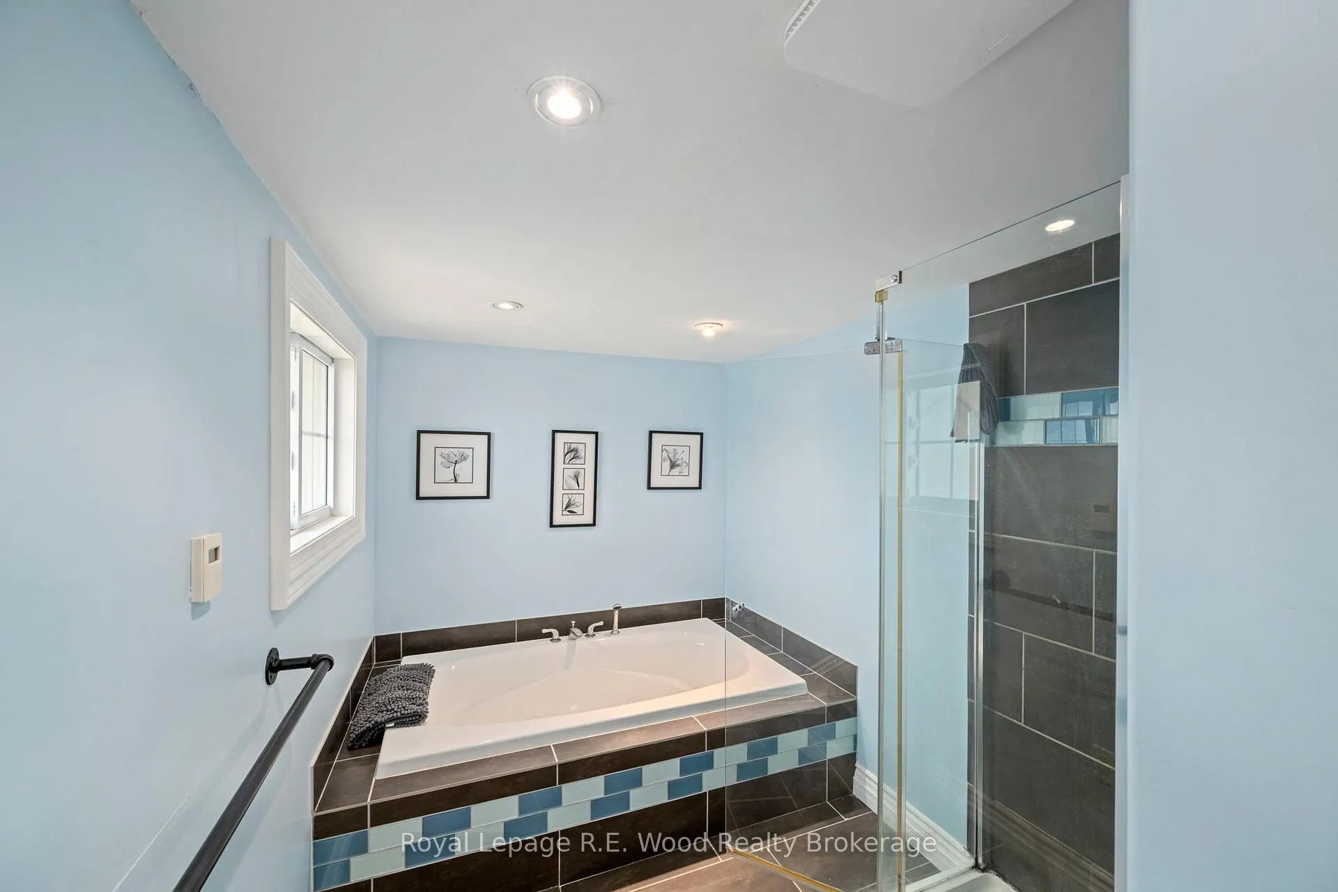 Photo 14 of 23 Spruce Street W, Aylmer — HOMEH