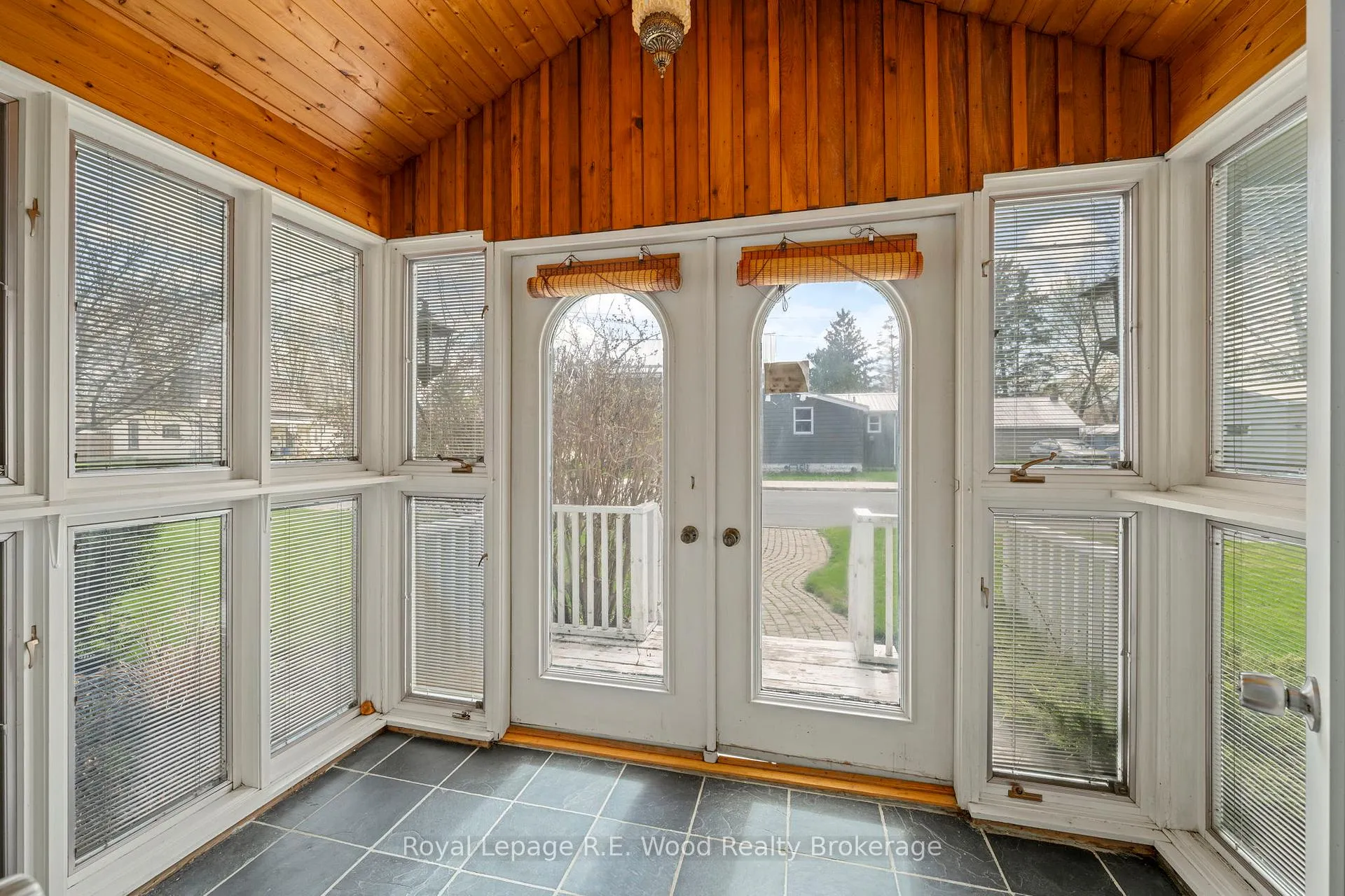 Photo 17 of 23 Spruce Street W, Aylmer — HOMEH