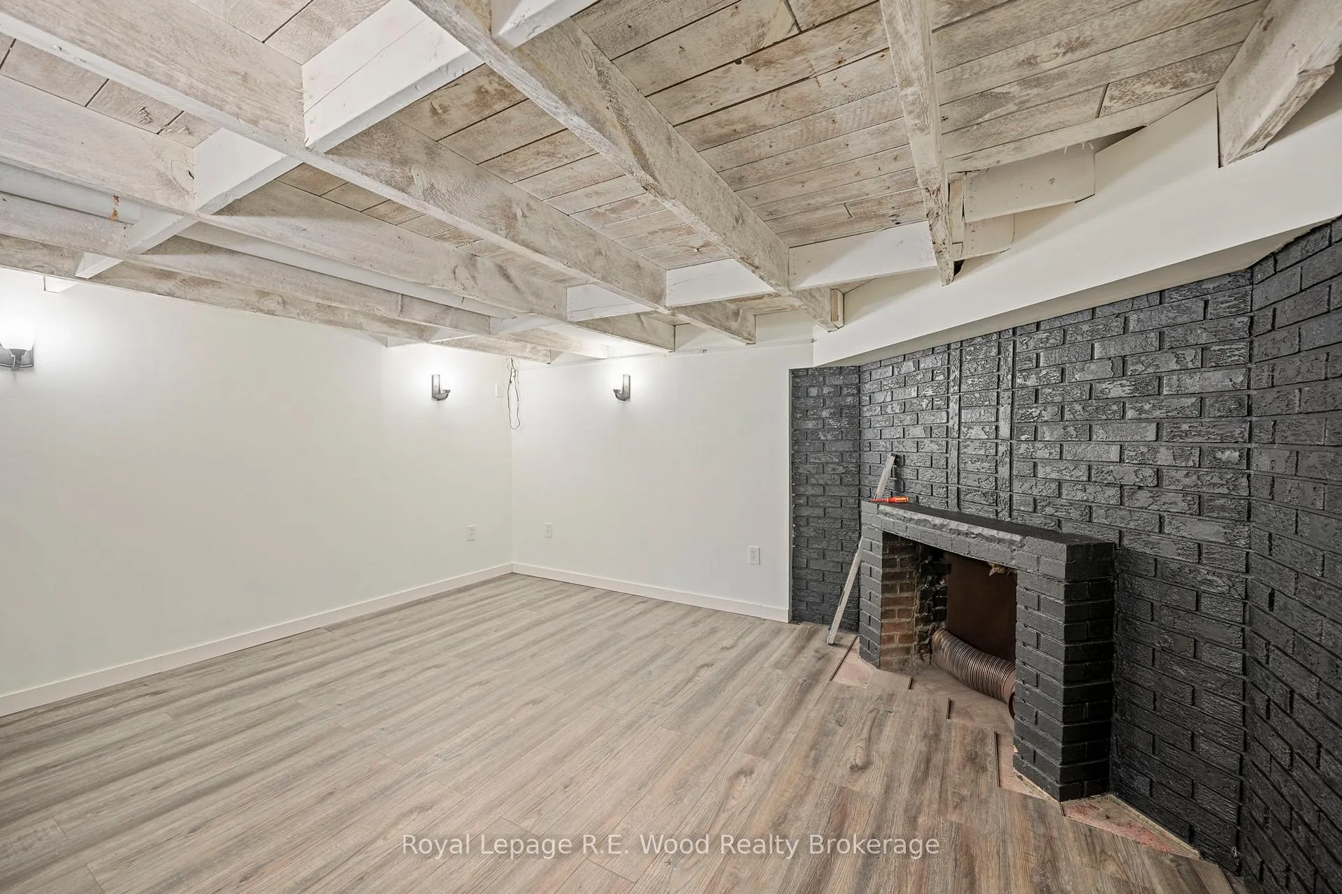 Photo 29 of 23 Spruce Street W, Aylmer — HOMEH