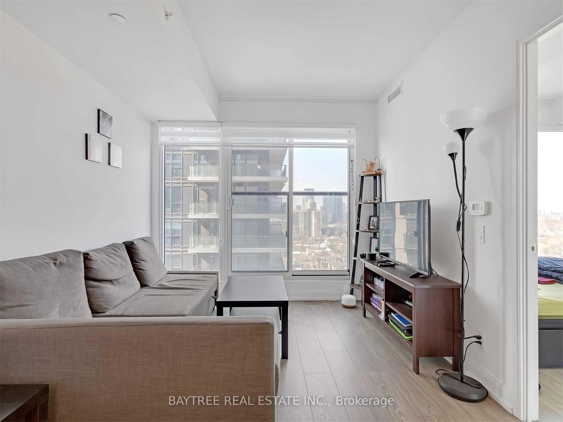 Photo 5 of Unit 4802, 181 Dundas Street E, Toronto, Church-Yonge Corridor — HOMEH
