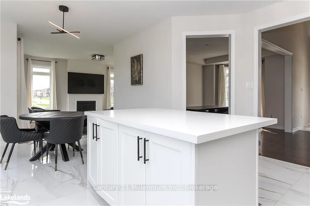 Photo 6 of 51 Tracey Lane, Collingwood — HOMEH
