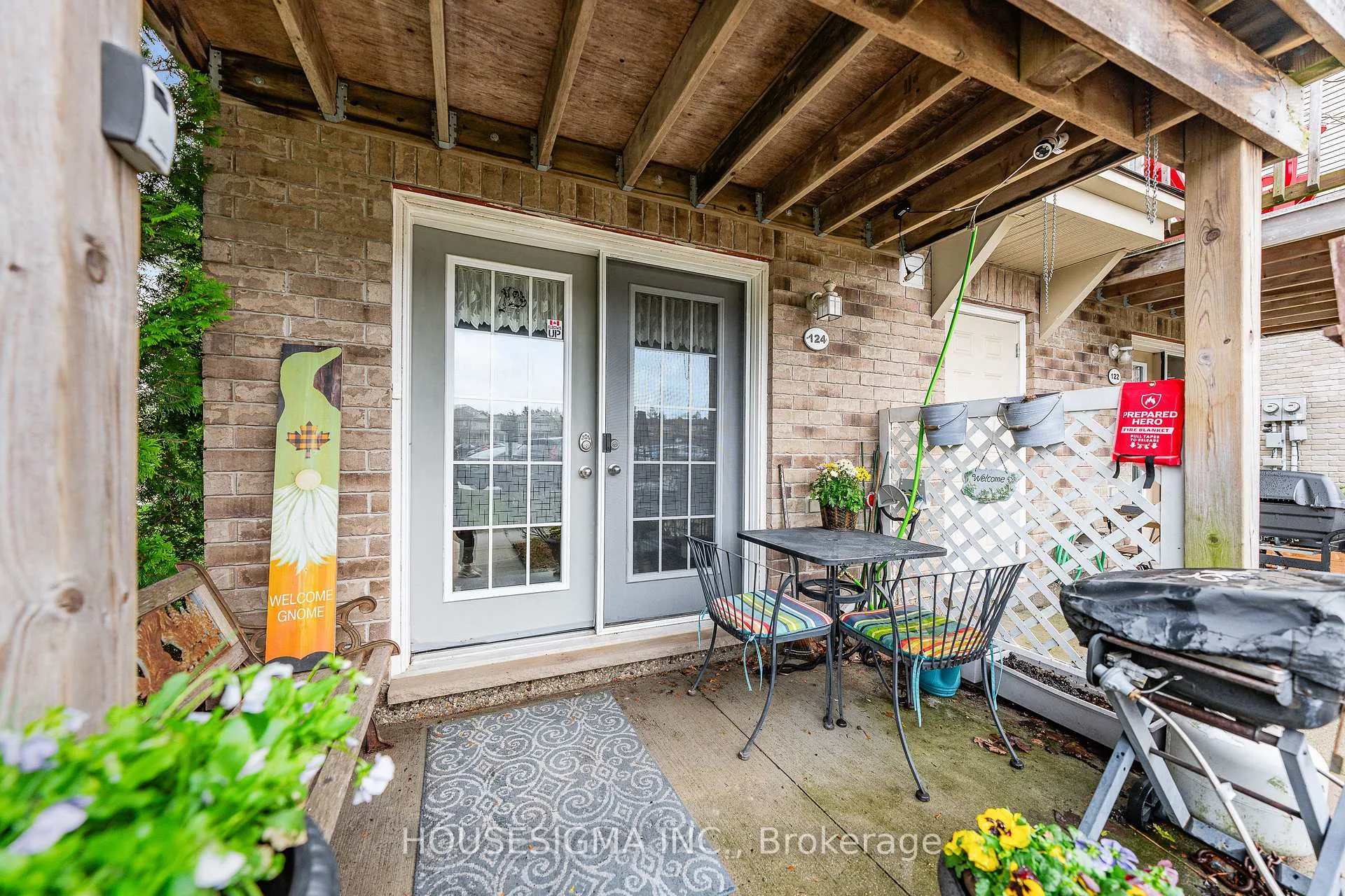 Photo 3 of Unit 124, 35 Mountford Drive, Guelph, Grange Road — HOMEH