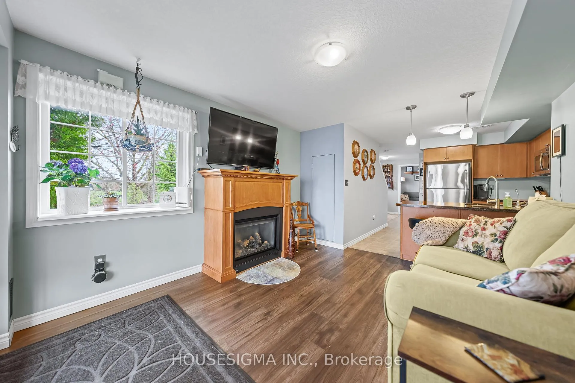Photo 8 of Unit 124, 35 Mountford Drive, Guelph, Grange Road — HOMEH