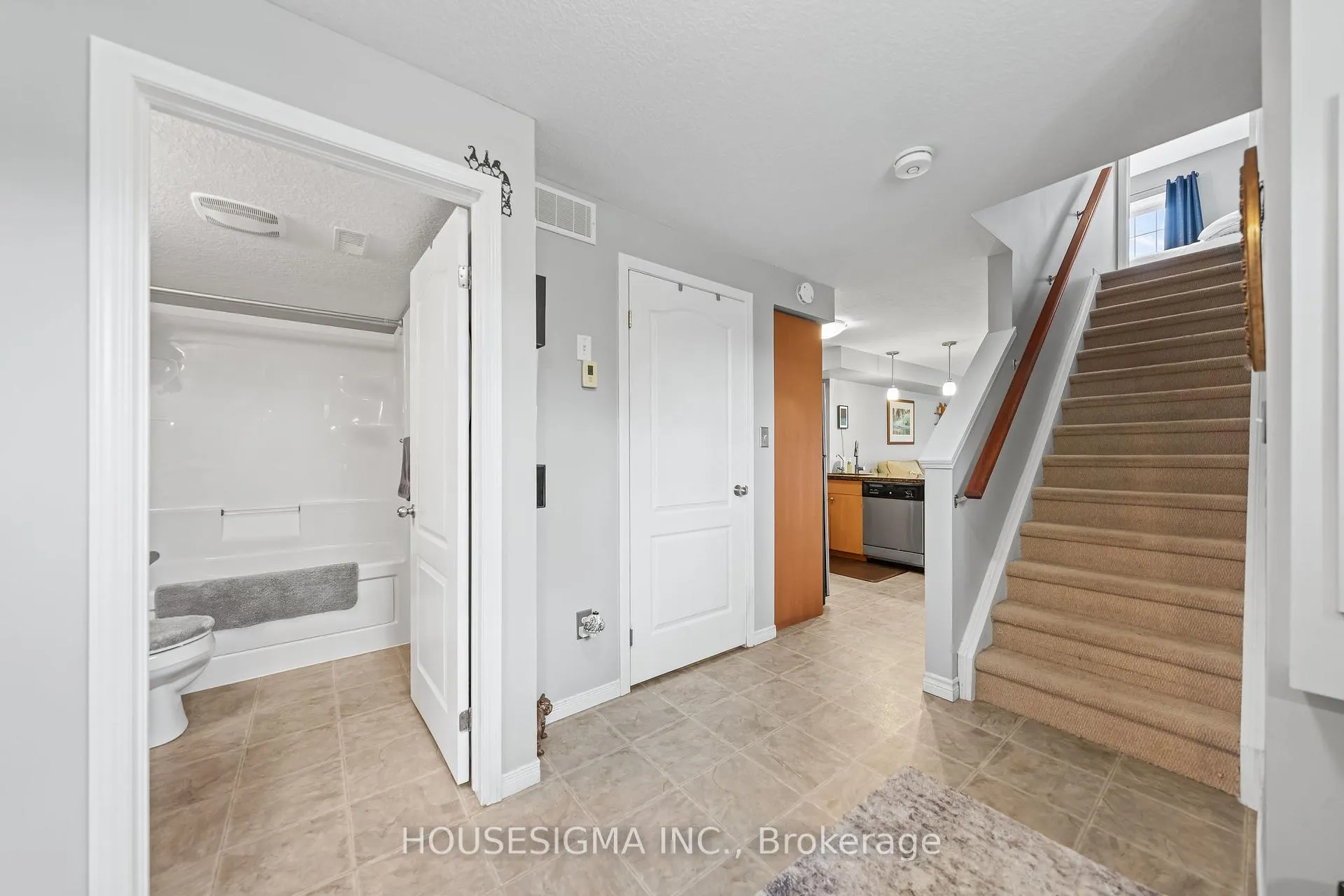 Photo 28 of Unit 124, 35 Mountford Drive, Guelph, Grange Road — HOMEH