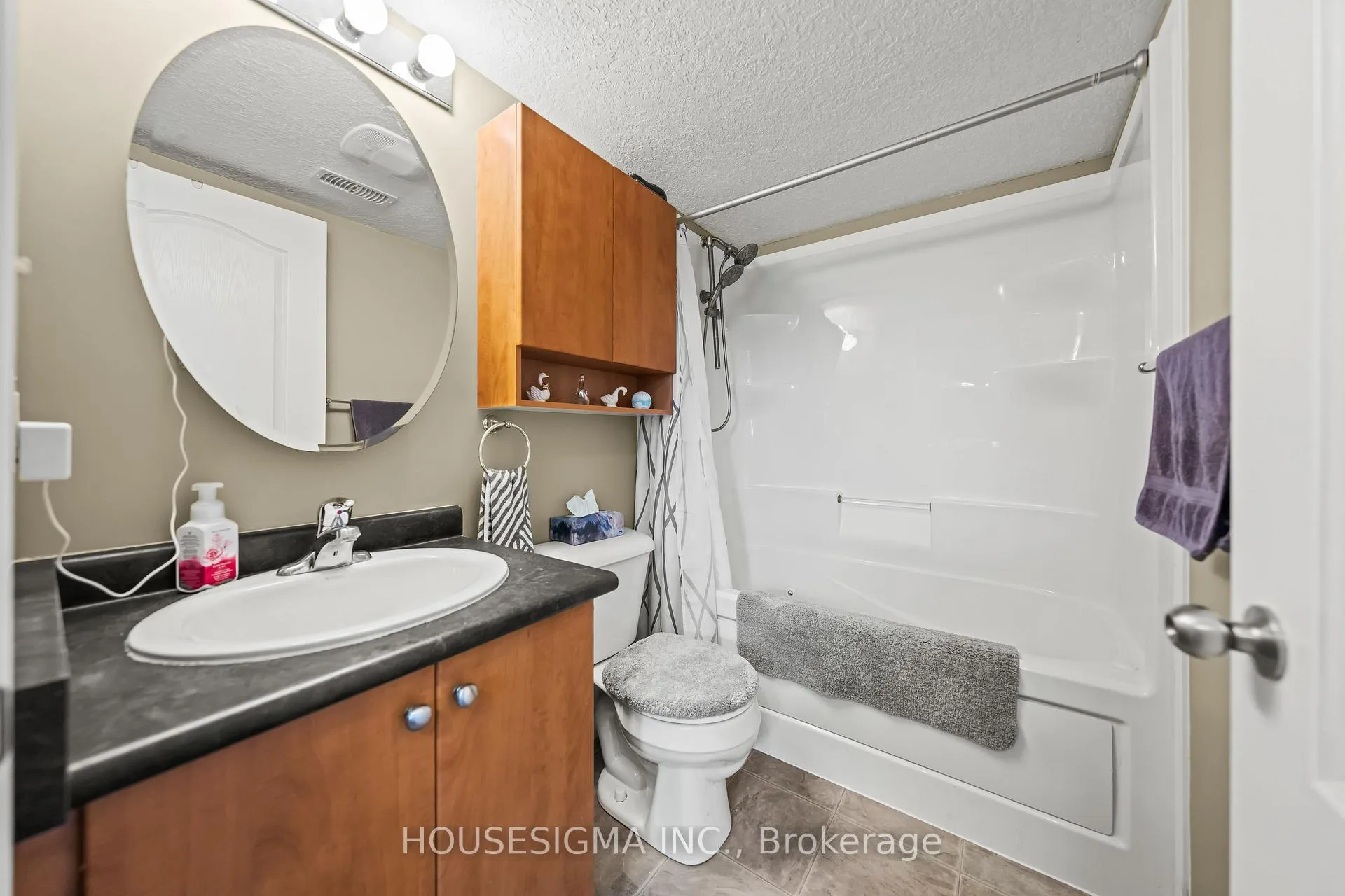 Photo 29 of Unit 124, 35 Mountford Drive, Guelph, Grange Road — HOMEH