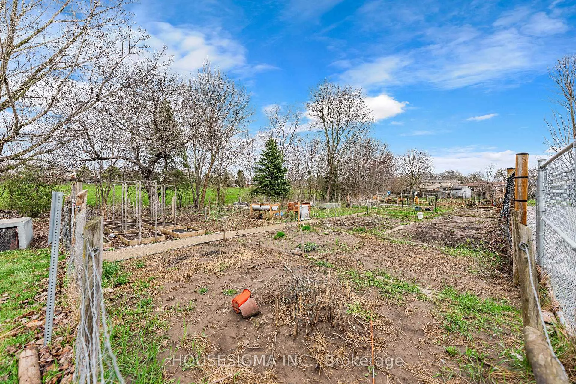 Photo 41 of Unit 124, 35 Mountford Drive, Guelph, Grange Road — HOMEH