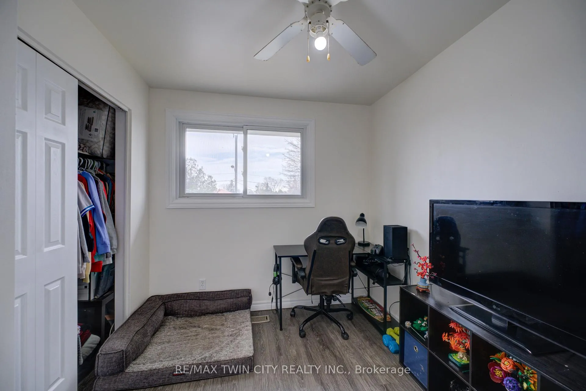 Photo 19 of Unit B, 32 Morley Avenue, Brantford — HOMEH