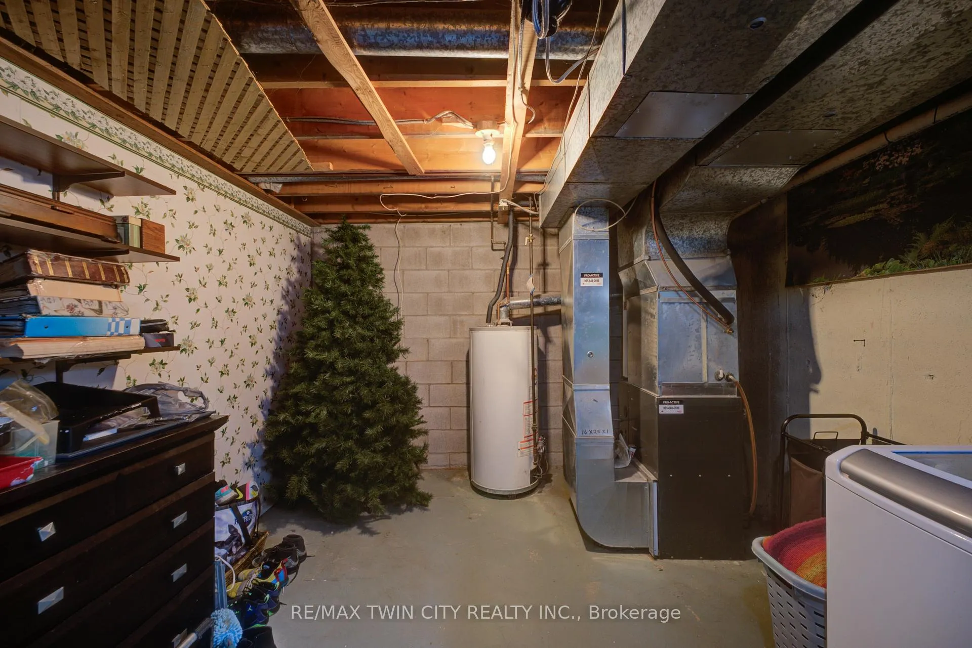 Photo 24 of Unit B, 32 Morley Avenue, Brantford — HOMEH