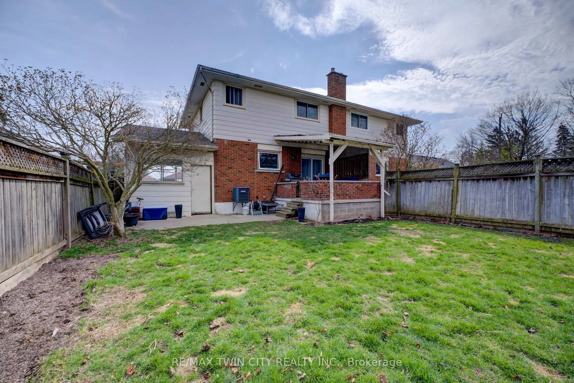 Photo 28 of Unit B, 32 Morley Avenue, Brantford — HOMEH