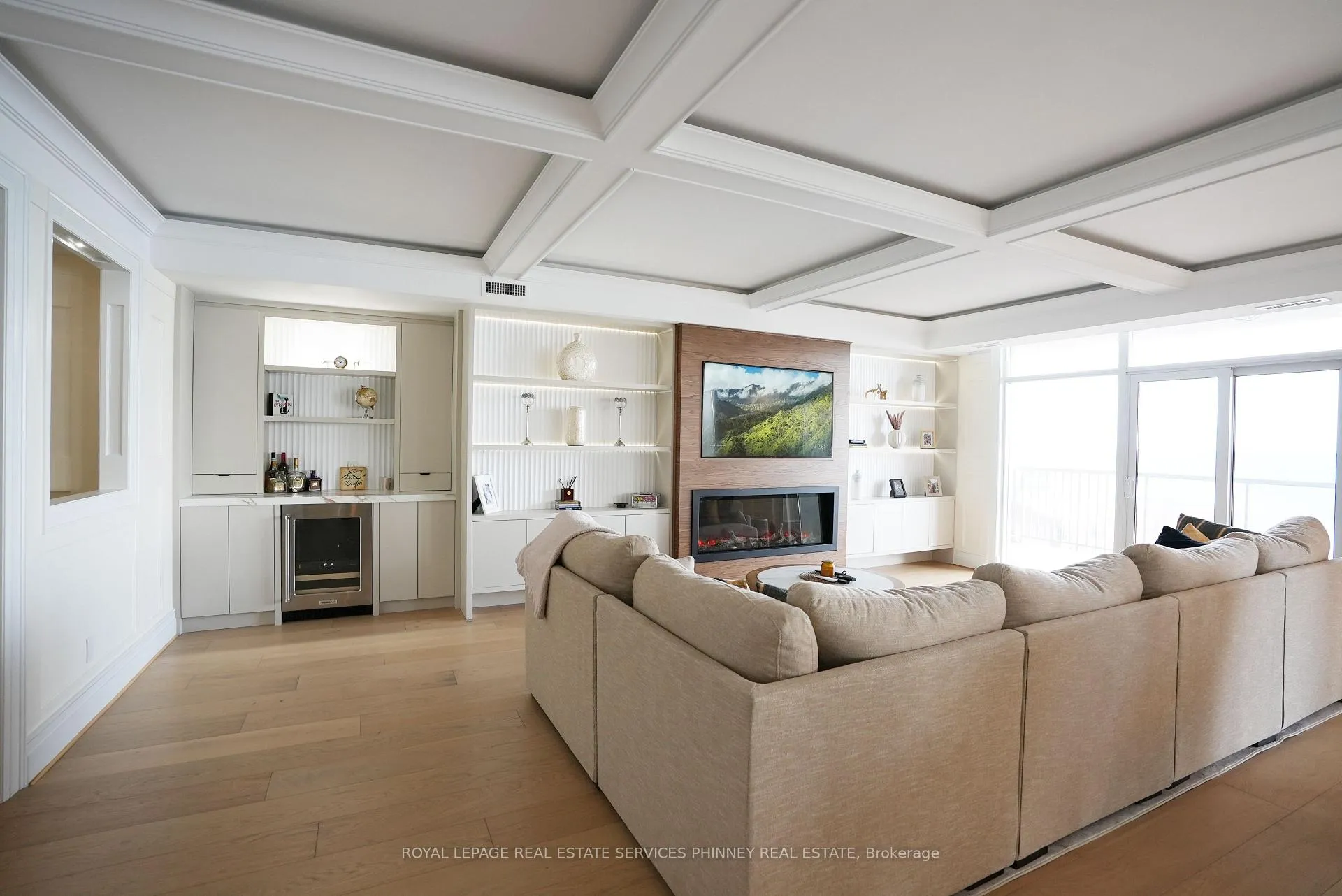 Photo 1 of Unit 904, 1477 Lakeshore Road, Burlington, Brant — HOMEH