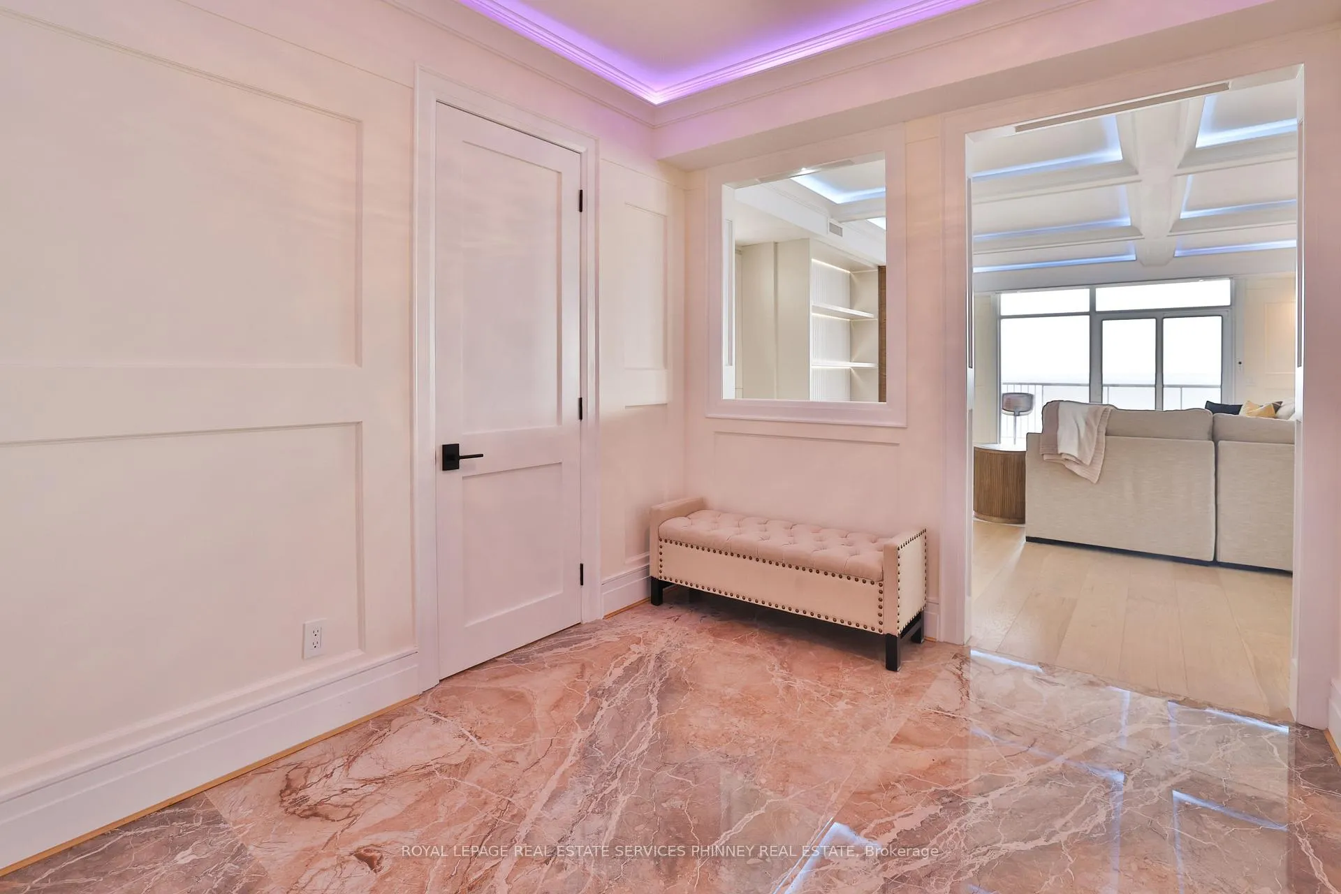 Photo 2 of Unit 904, 1477 Lakeshore Road, Burlington, Brant — HOMEH