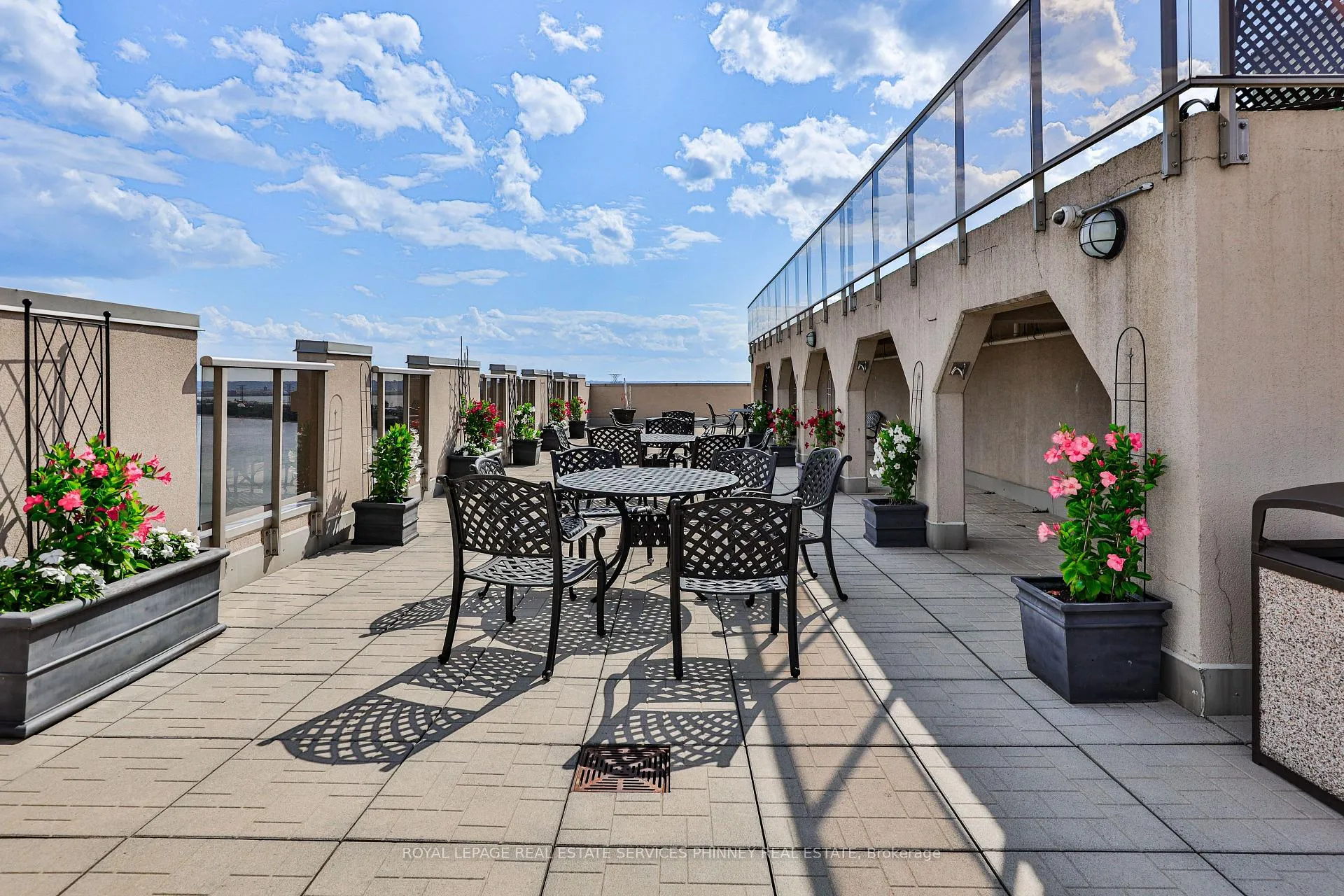 Photo 31 of Unit 904, 1477 Lakeshore Road, Burlington, Brant — HOMEH