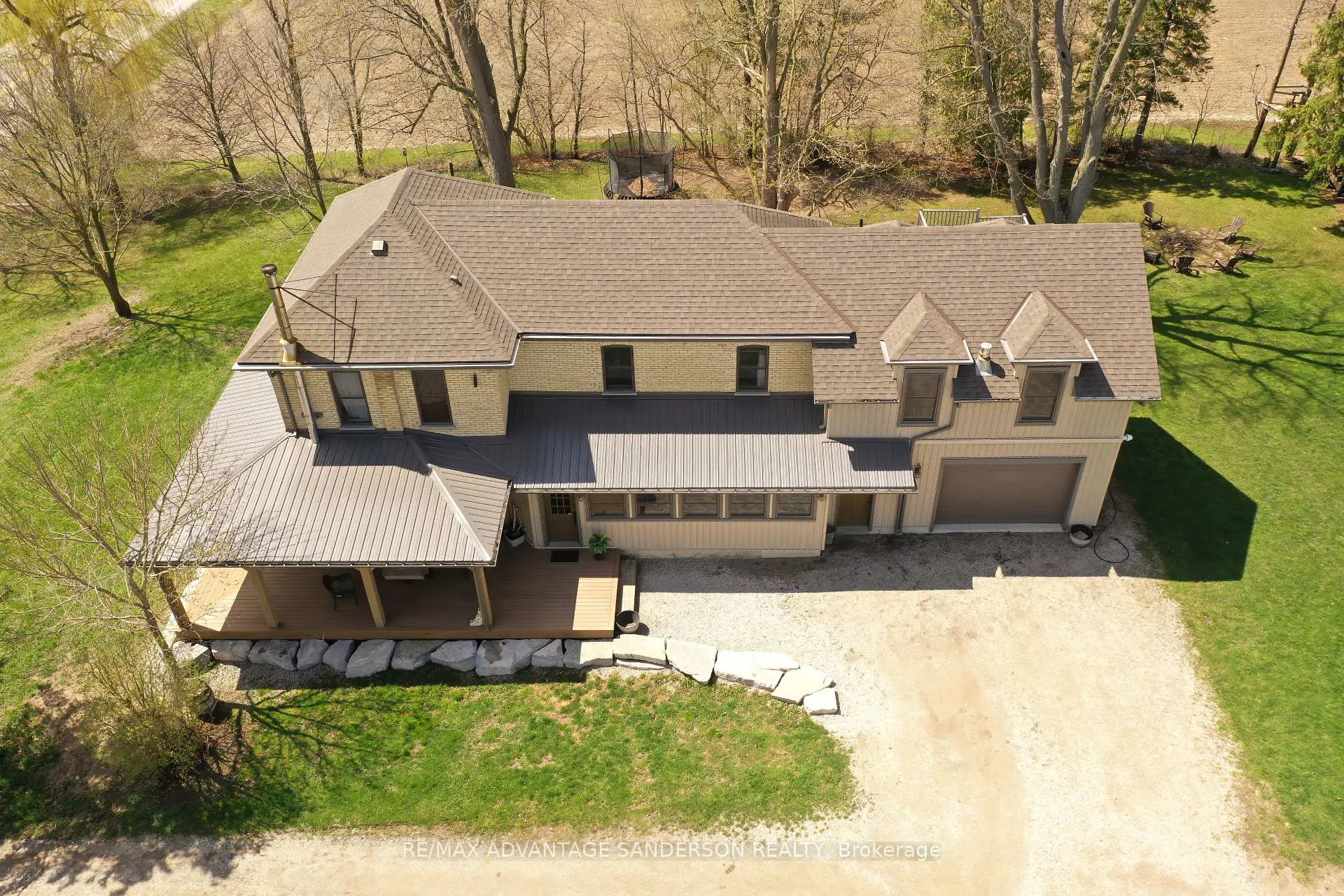 Photo 3 of 12486 Medway Road, Middlesex Centre, Rural Middlesex Centre — HOMEH