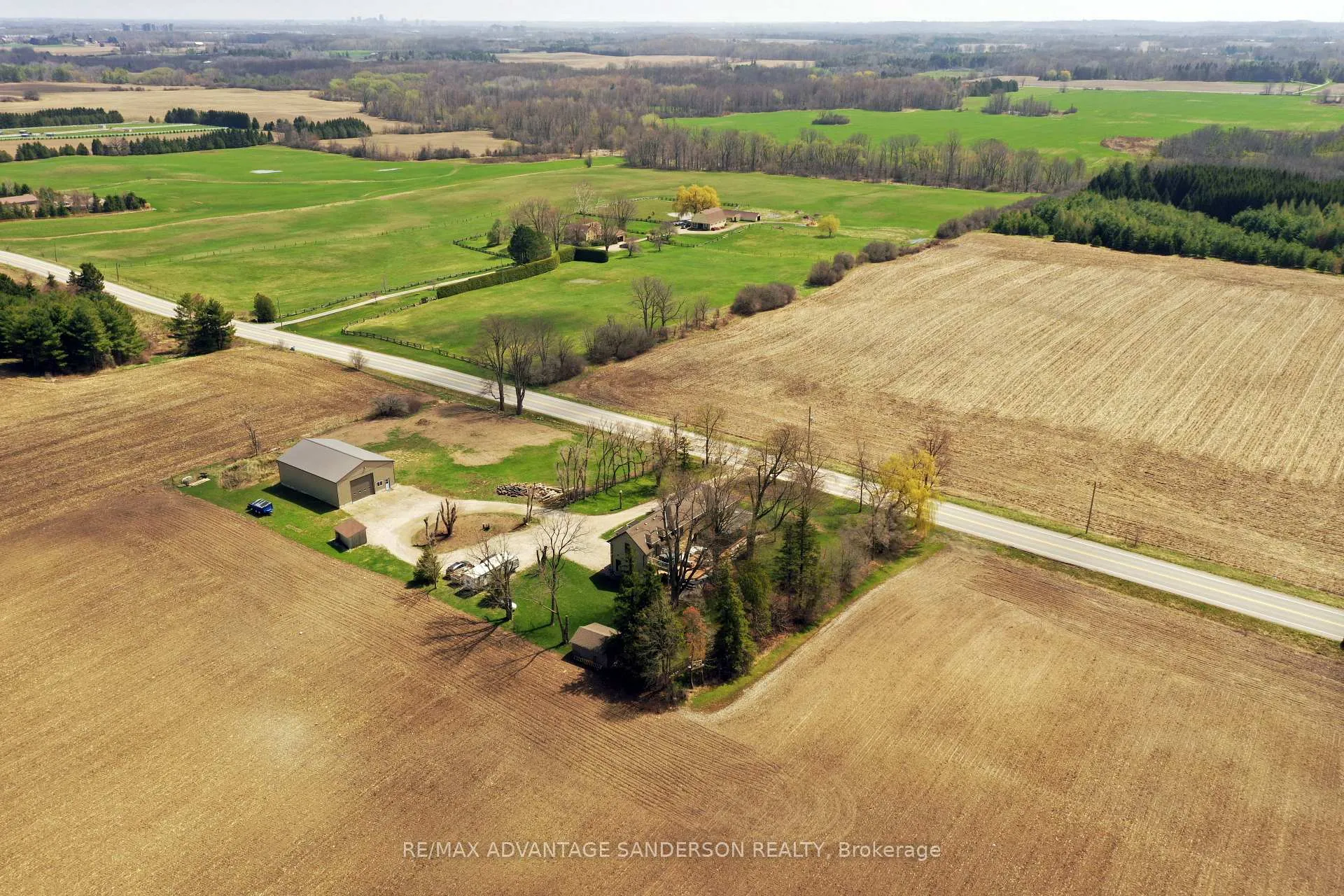 Photo 9 of 12486 Medway Road, Middlesex Centre, Rural Middlesex Centre — HOMEH