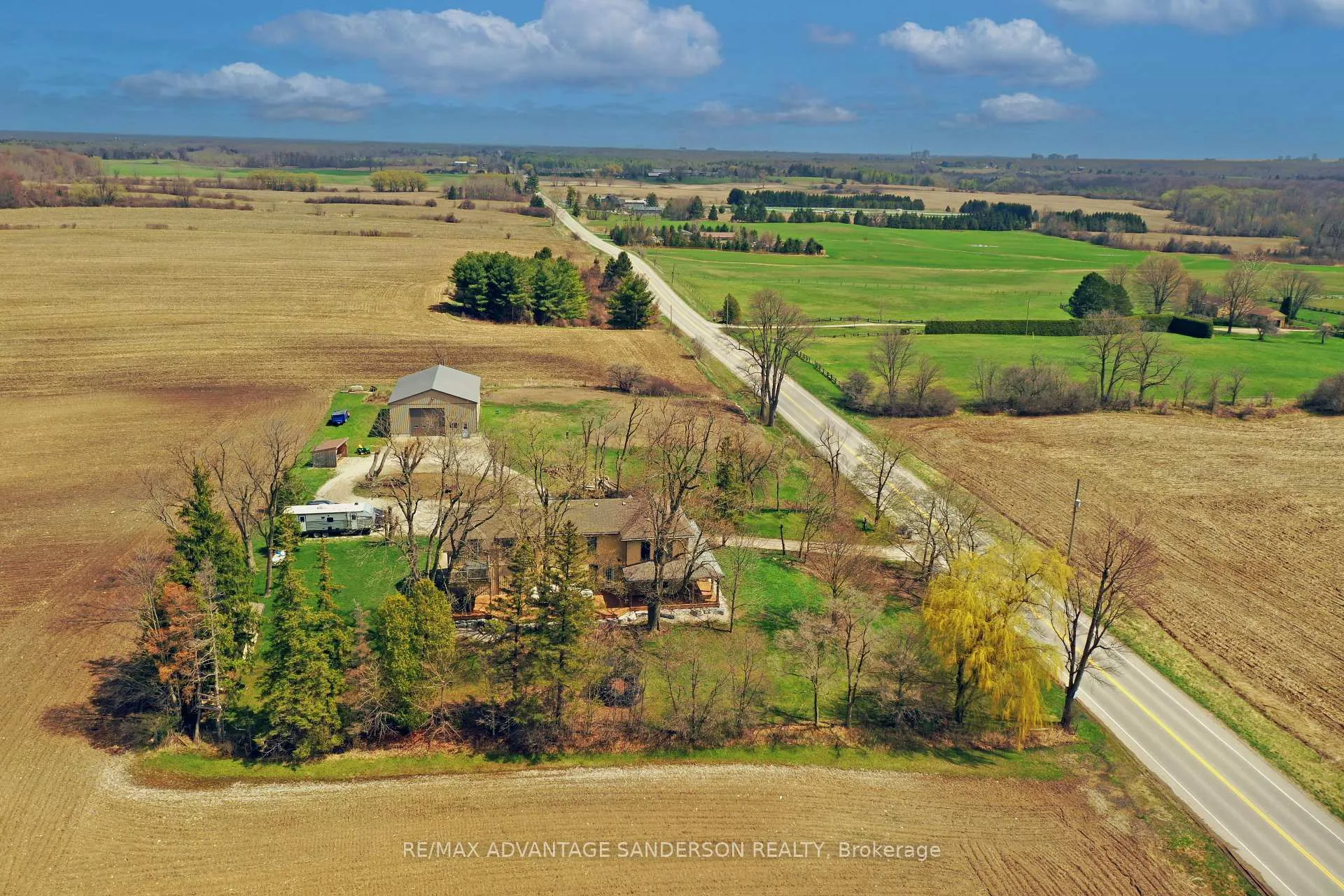 Photo 11 of 12486 Medway Road, Middlesex Centre, Rural Middlesex Centre — HOMEH