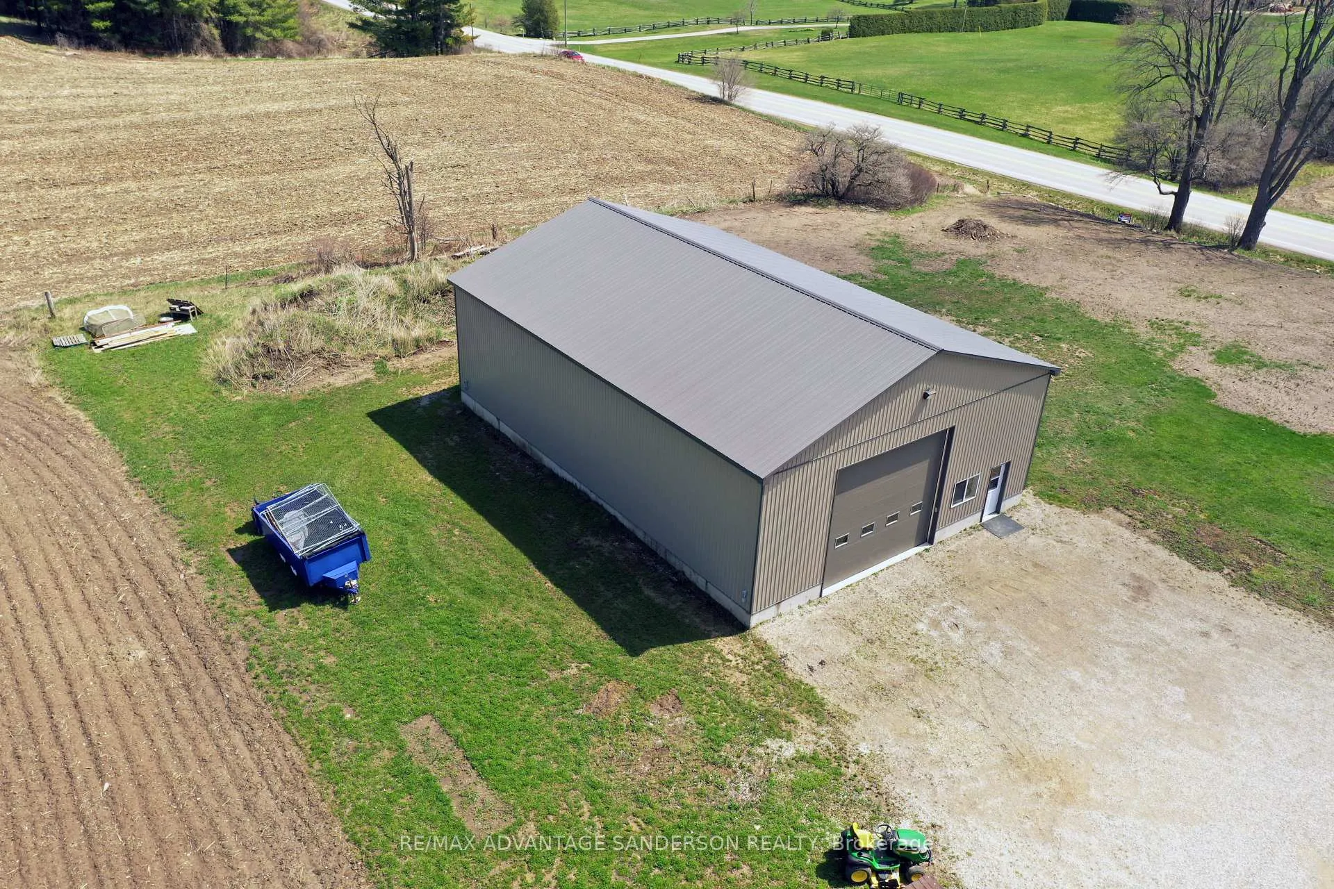 Photo 13 of 12486 Medway Road, Middlesex Centre, Rural Middlesex Centre — HOMEH