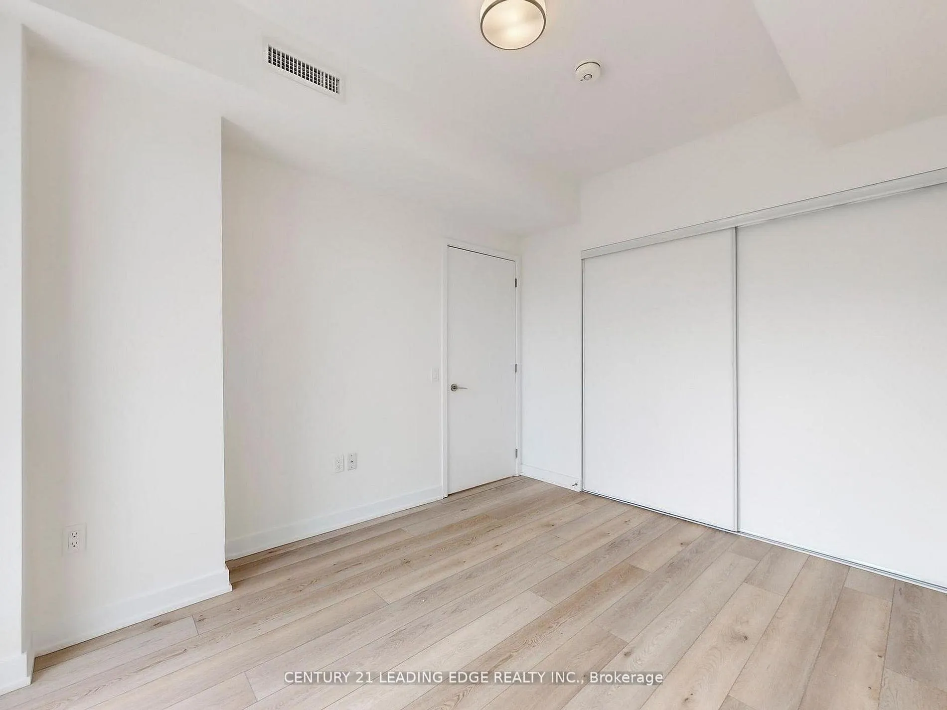 Photo 18 of Unit 1002, 15 Queens Quay E, Toronto, Waterfront Communities — HOMEH