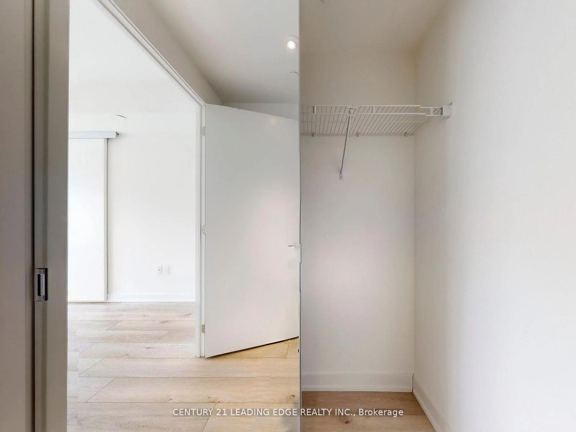 Photo 19 of Unit 1002, 15 Queens Quay E, Toronto, Waterfront Communities — HOMEH