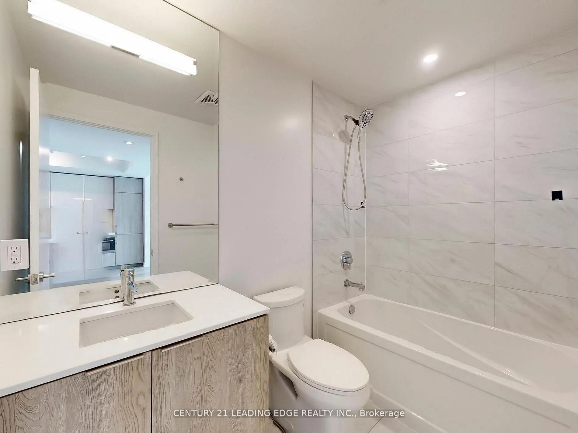 Photo 27 of Unit 1002, 15 Queens Quay E, Toronto, Waterfront Communities — HOMEH
