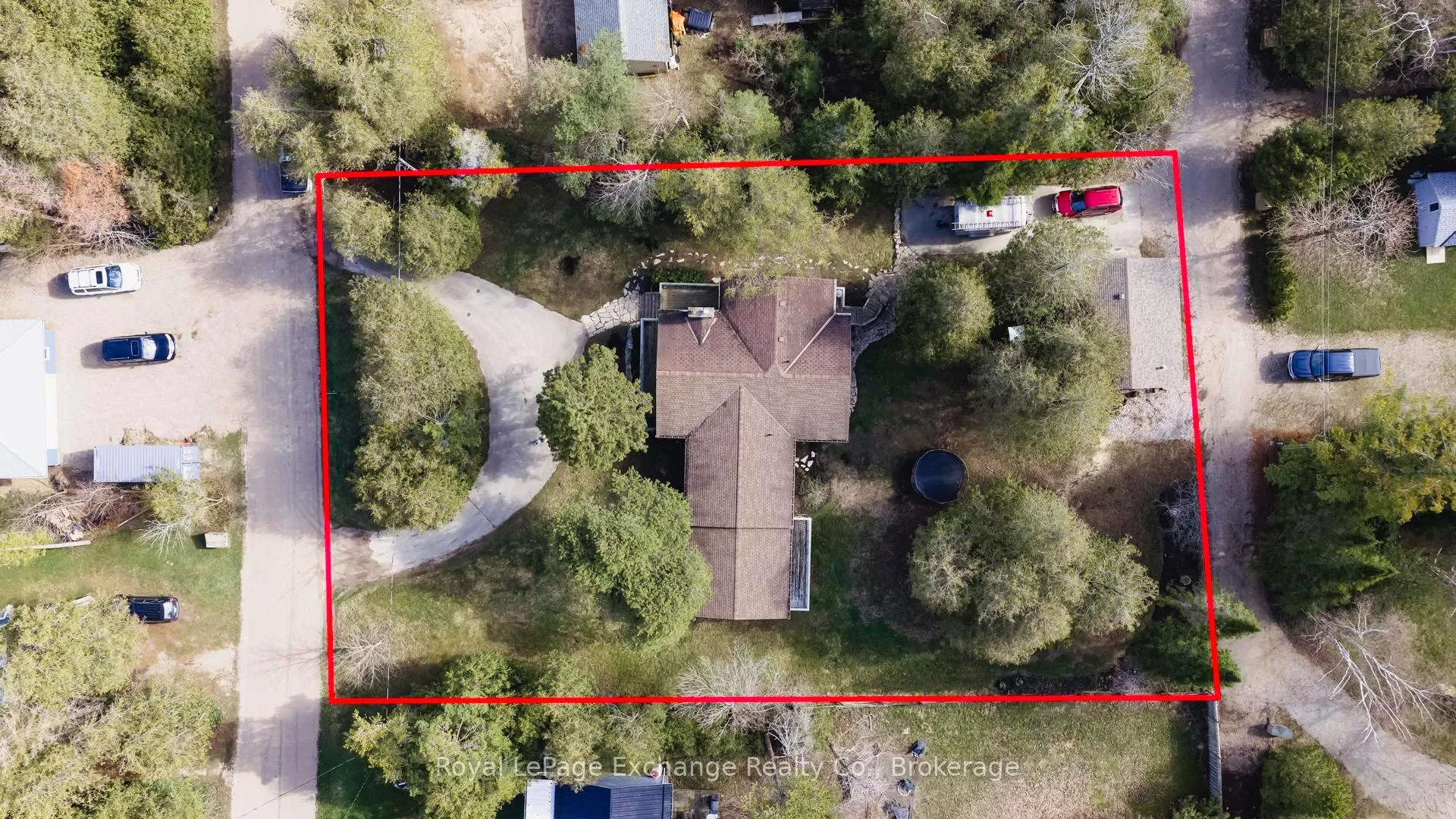 Photo 5 of 906 Victoria Road, Huron-Kinloss — HOMEH