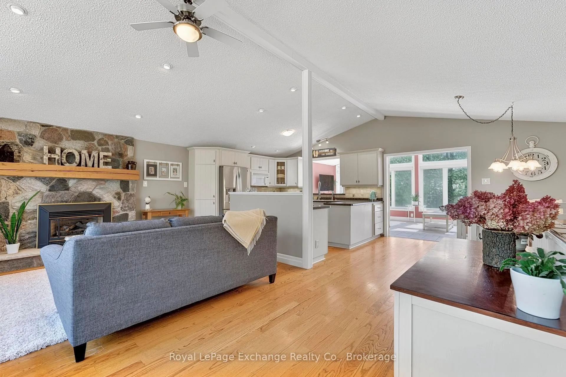 Photo 26 of 906 Victoria Road, Huron-Kinloss — HOMEH