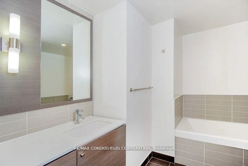 Photo 19 of Unit 611, 55 Front Street E, Toronto, Church-Yonge Corridor — HOMEH