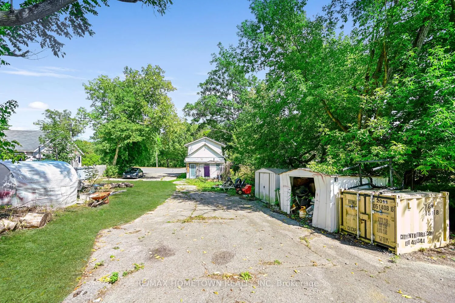 Photo 7 of 44 Stewart Boulevard, Brockville — HOMEH