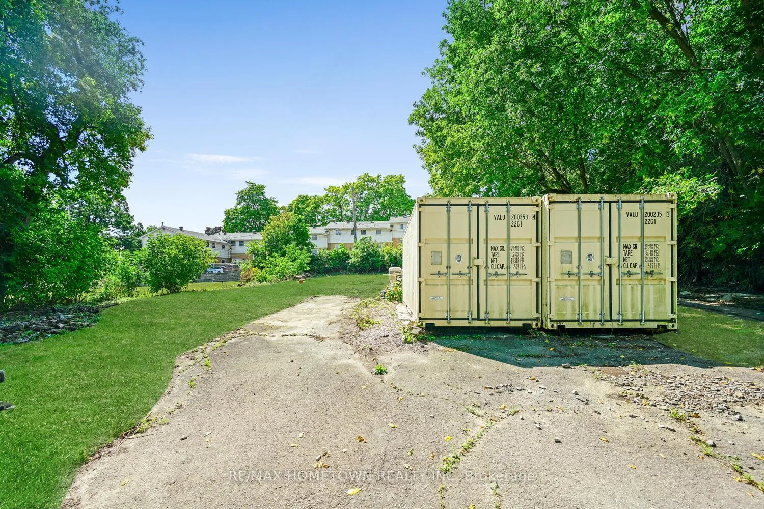 Photo 16 of 44 Stewart Boulevard, Brockville — HOMEH