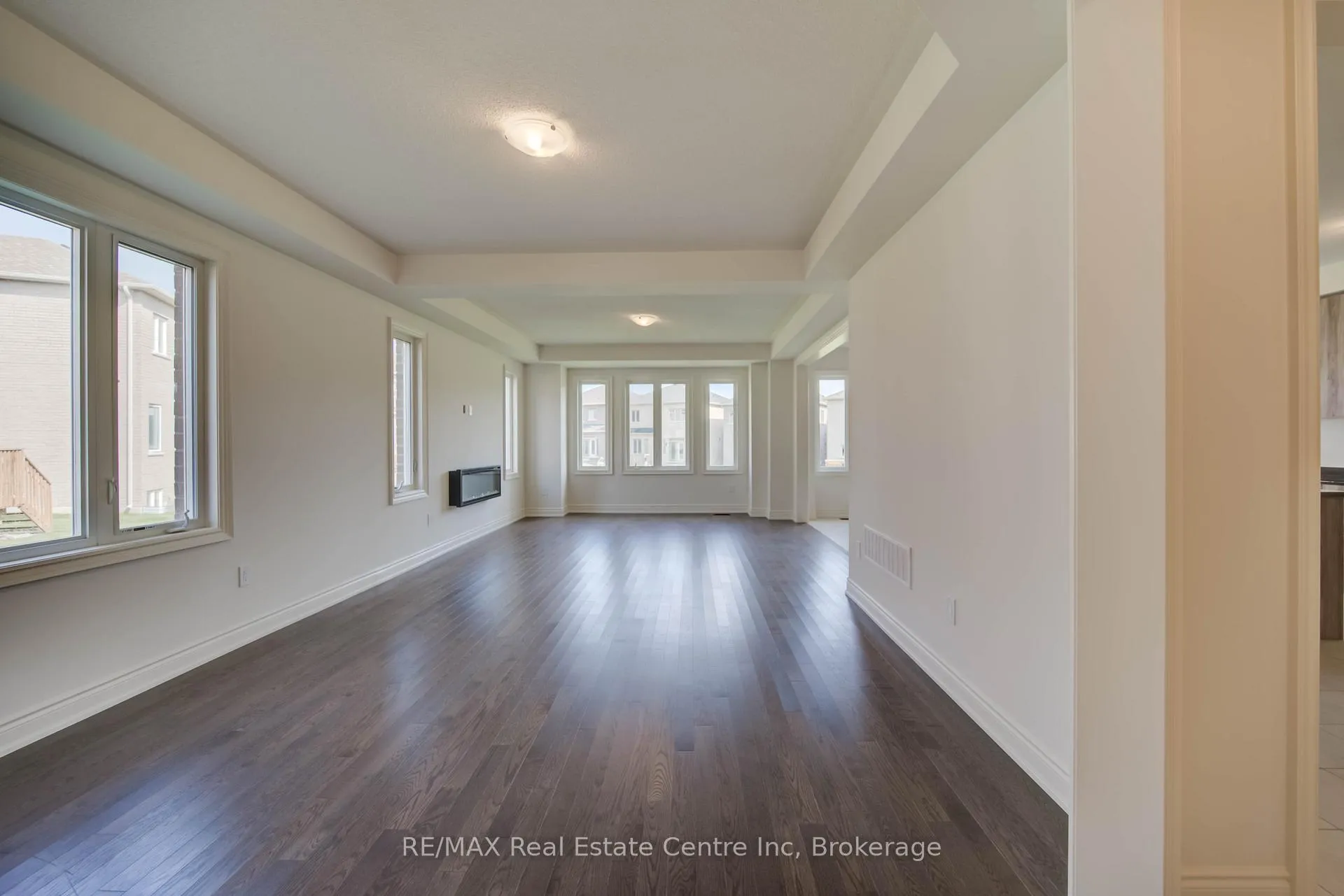 Photo 10 of 154 Attwater Drive, Cambridge, Little's Corners — HOMEH