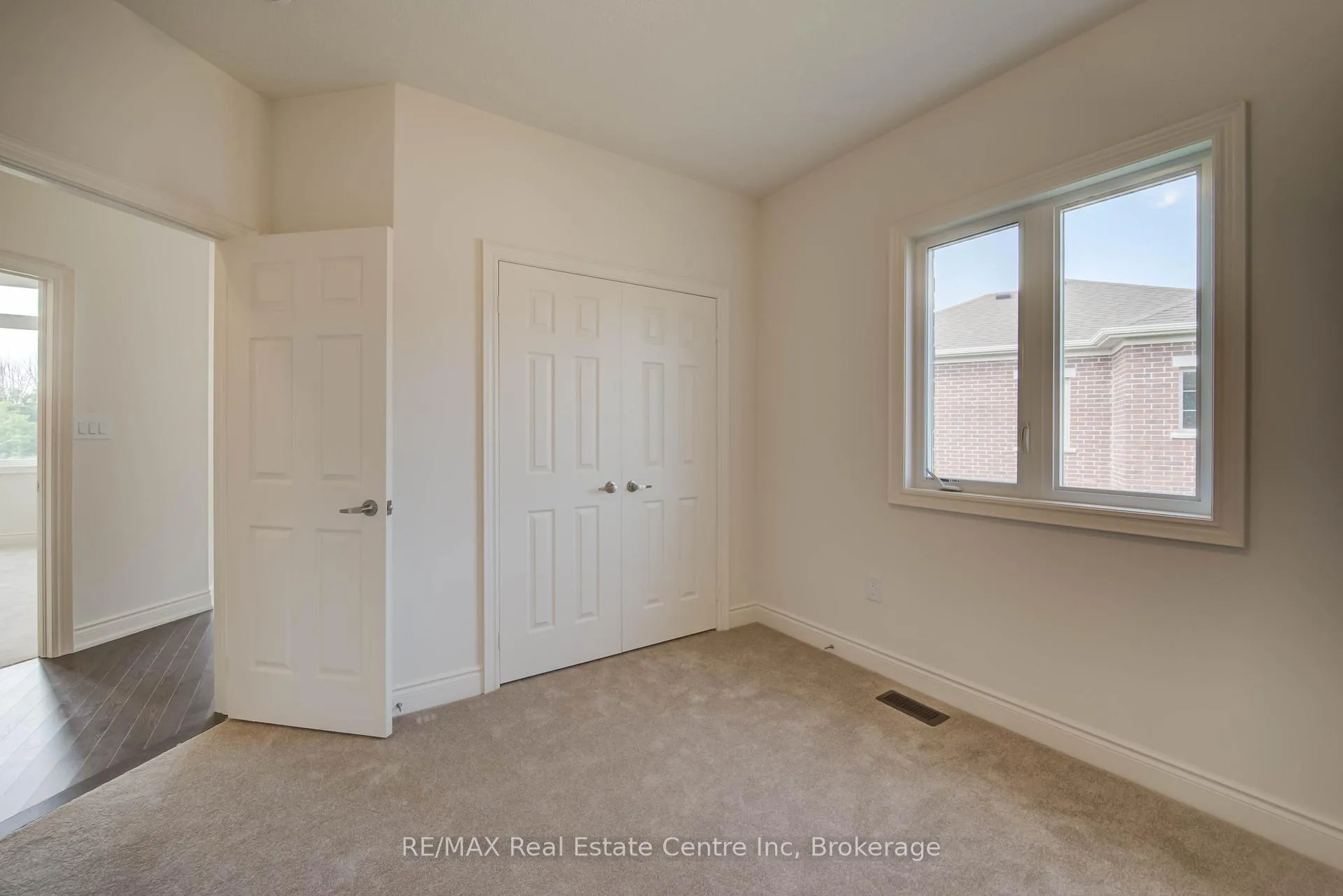 Photo 25 of 154 Attwater Drive, Cambridge, Little's Corners — HOMEH