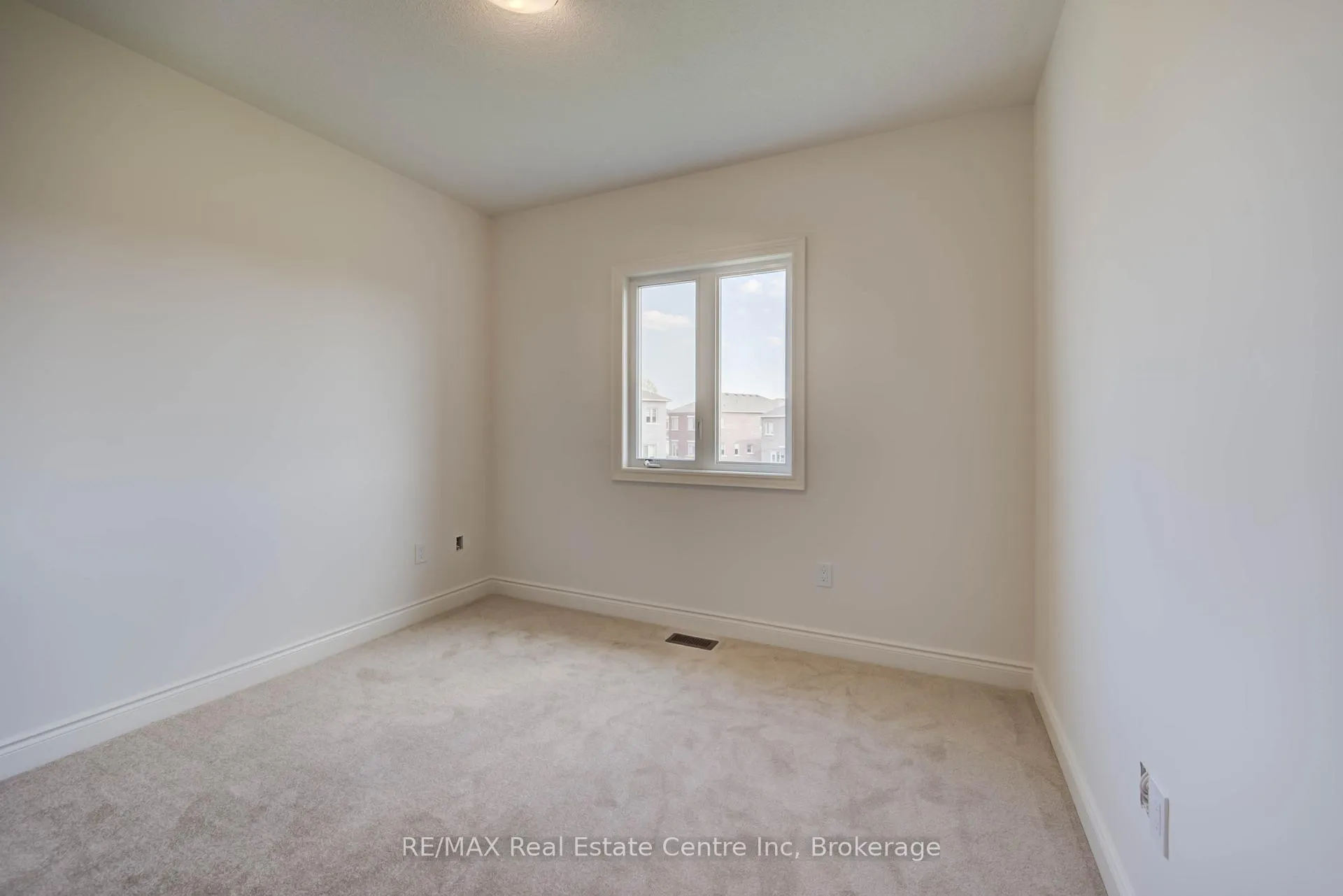 Photo 28 of 154 Attwater Drive, Cambridge, Little's Corners — HOMEH