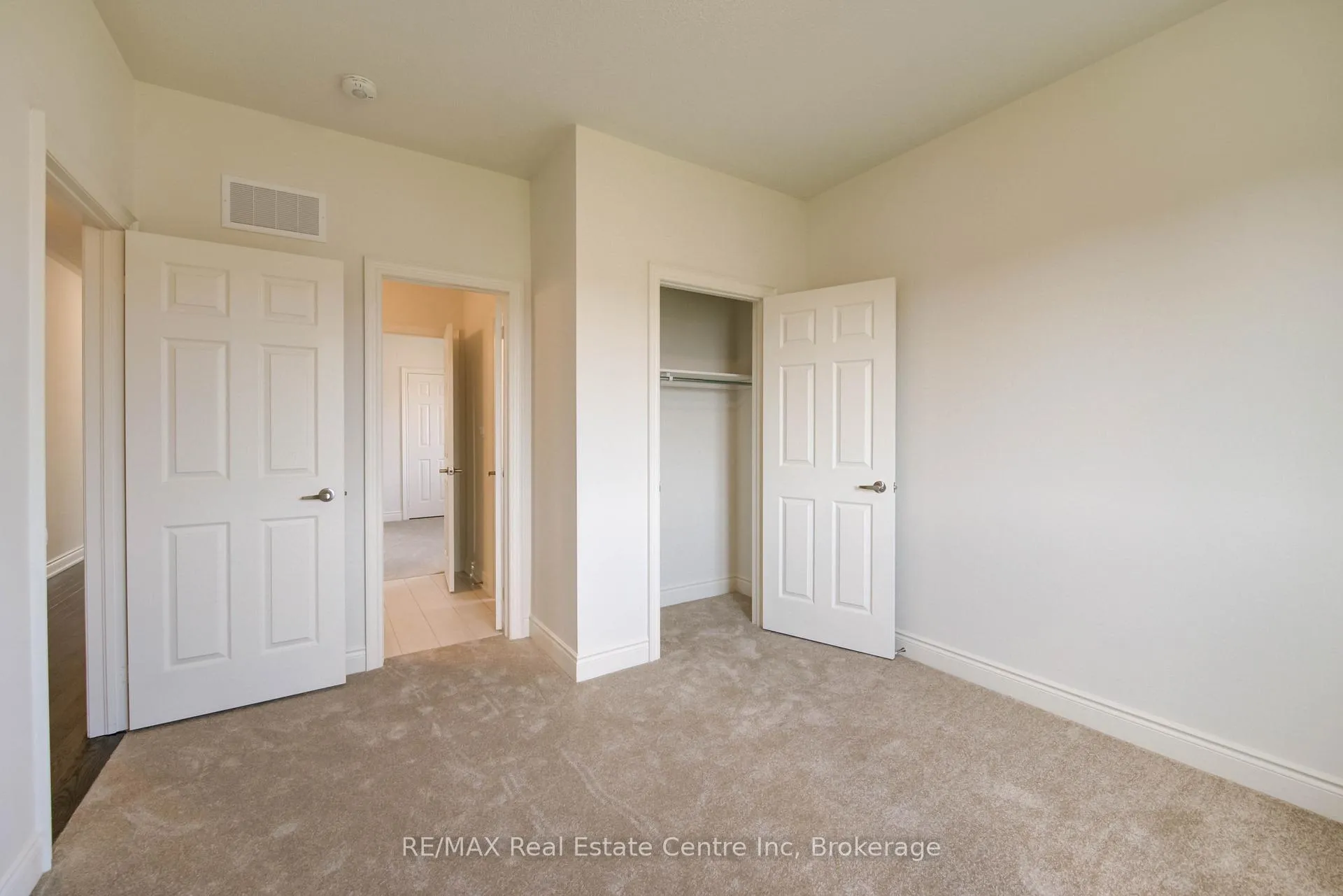 Photo 29 of 154 Attwater Drive, Cambridge, Little's Corners — HOMEH
