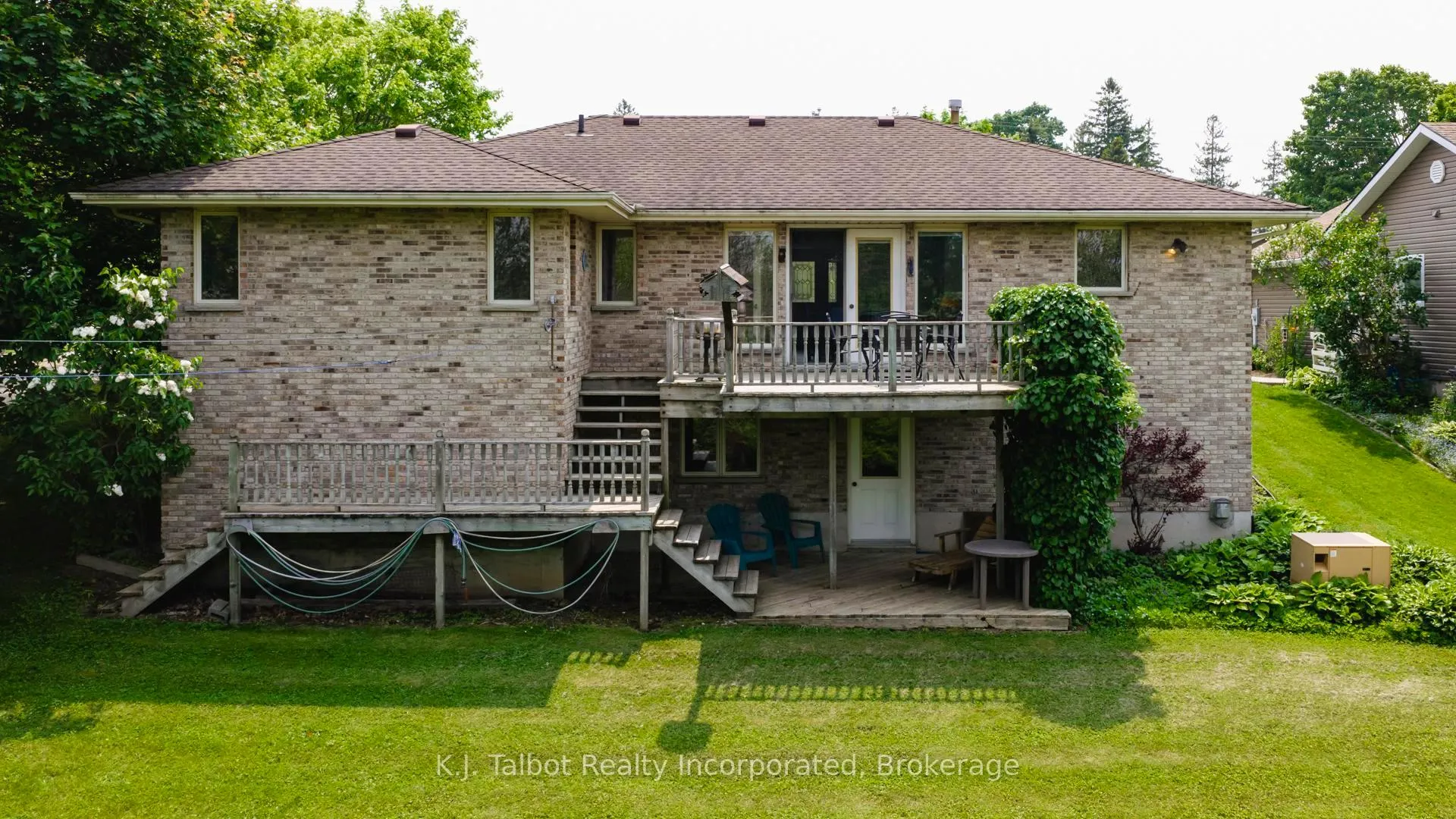 Photo 10 of 386 Templeton Street, North Huron, Blyth — HOMEH