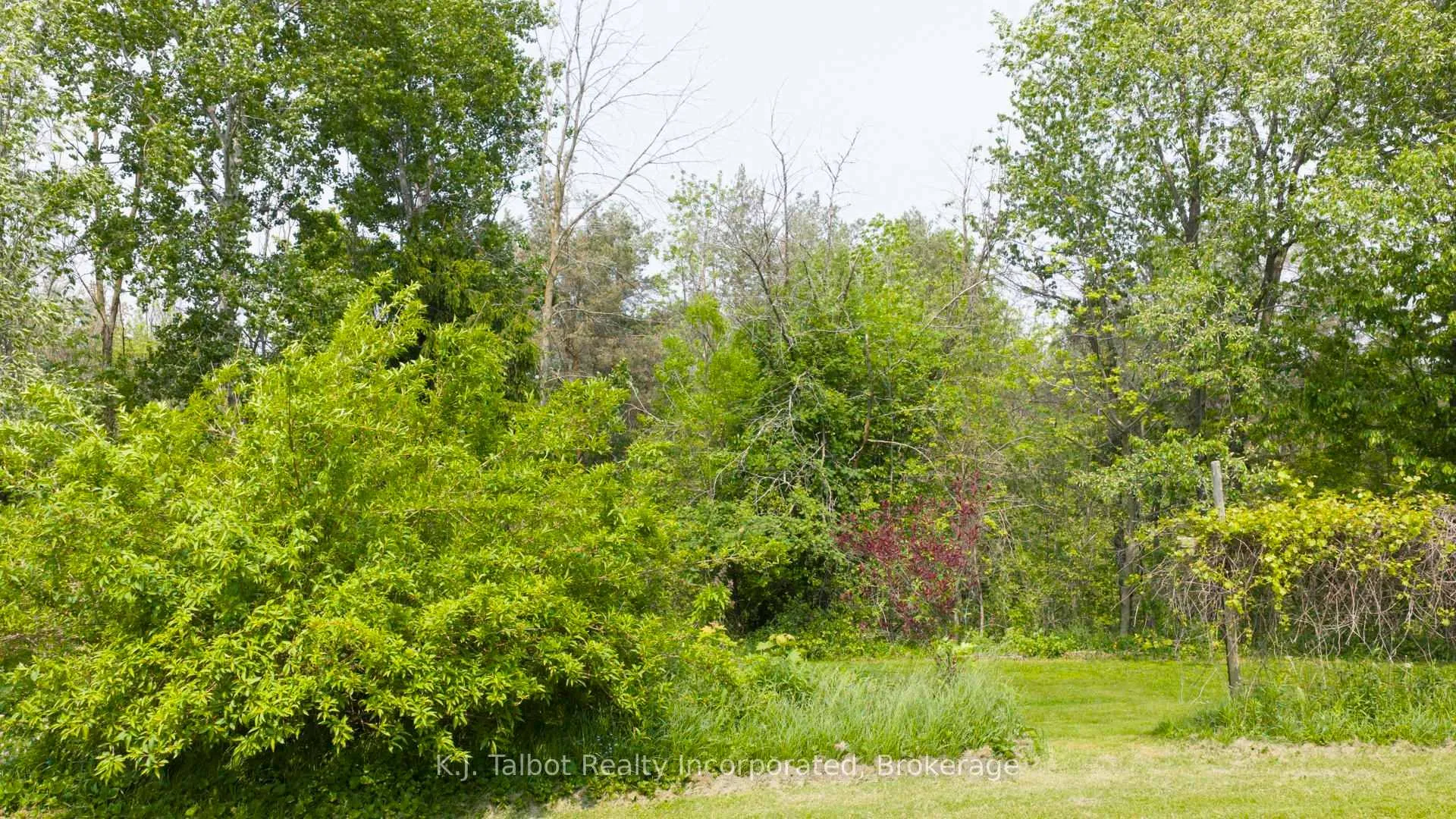 Photo 13 of 386 Templeton Street, North Huron, Blyth — HOMEH