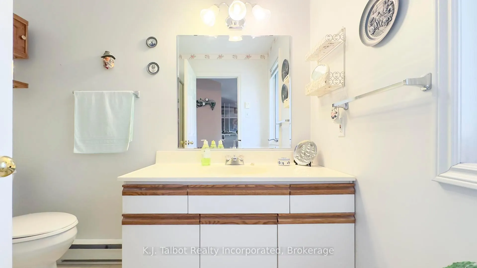 Photo 36 of 386 Templeton Street, North Huron, Blyth — HOMEH