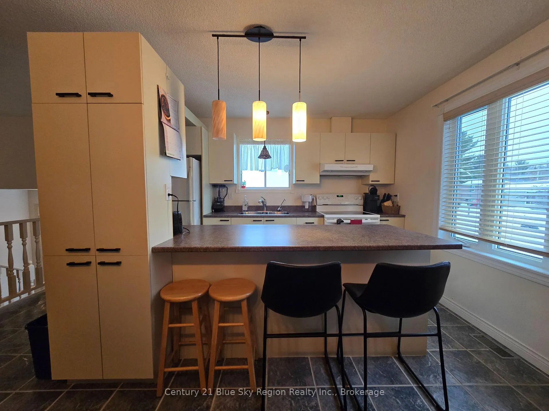 Photo 4 of 441 Mageau Street, West Nipissing, Sturgeon Falls — HOMEH