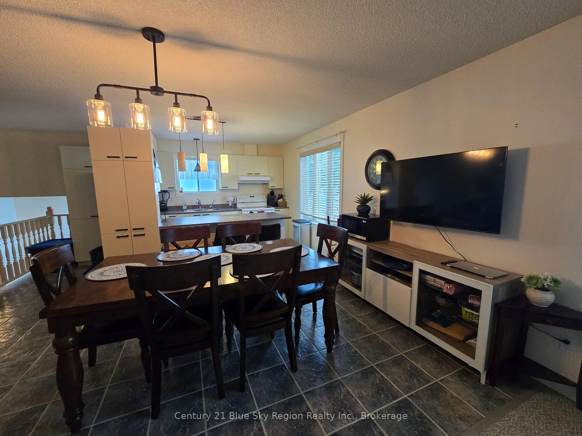Photo 8 of 441 Mageau Street, West Nipissing, Sturgeon Falls — HOMEH