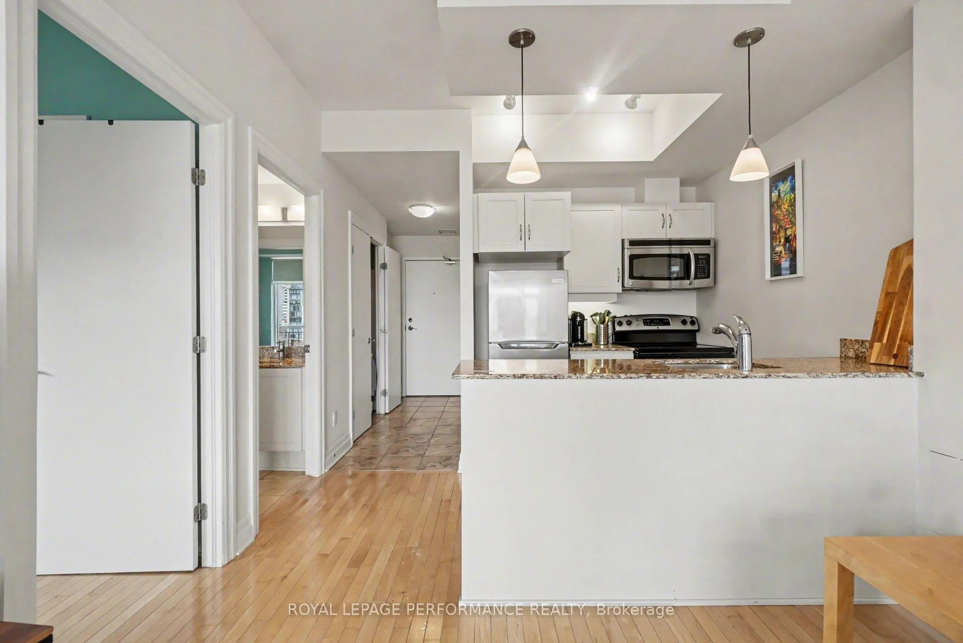Photo 11 of Unit 801, 245 Kent Street, Ottawa, Ottawa Centre — HOMEH