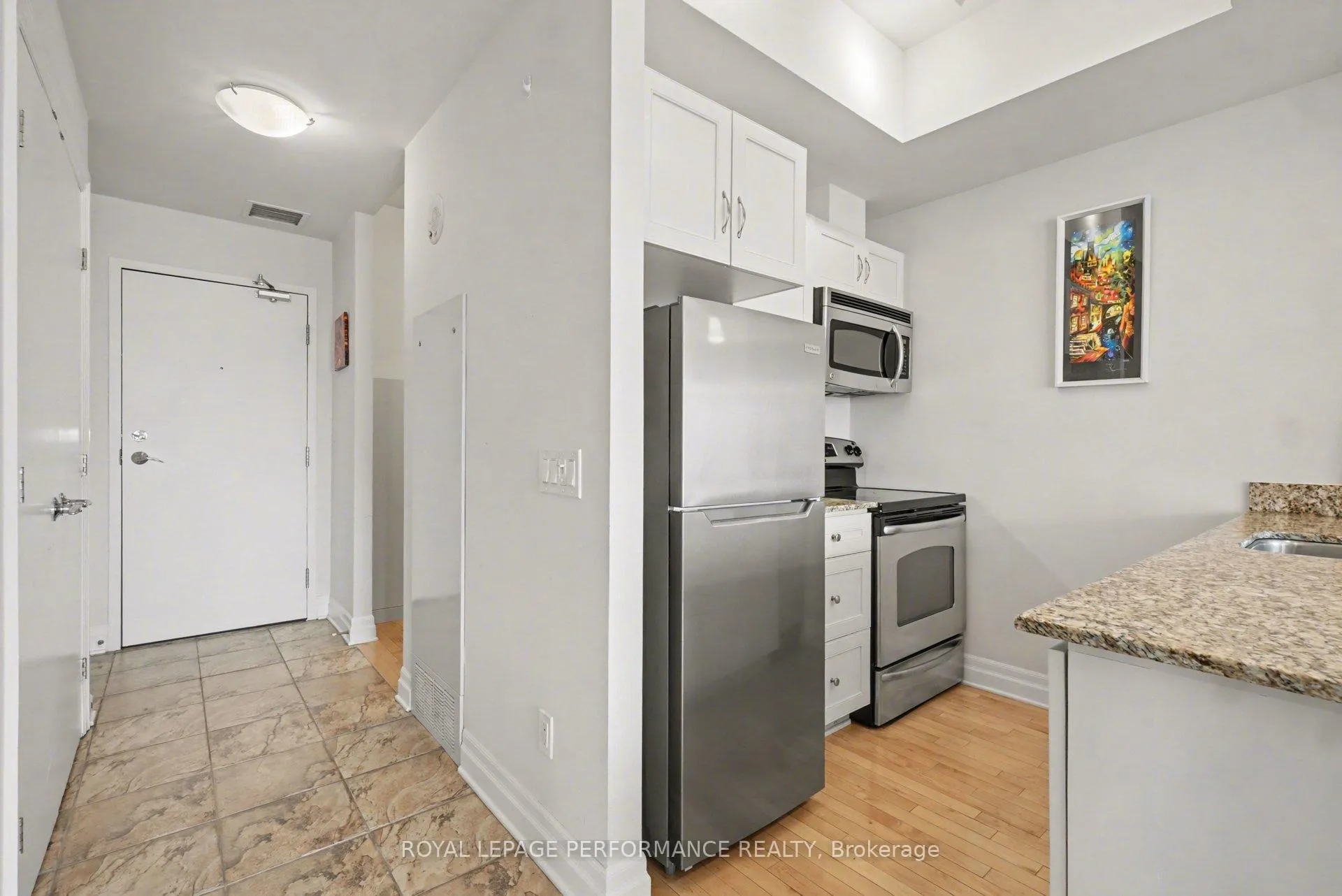Photo 12 of Unit 801, 245 Kent Street, Ottawa, Ottawa Centre — HOMEH