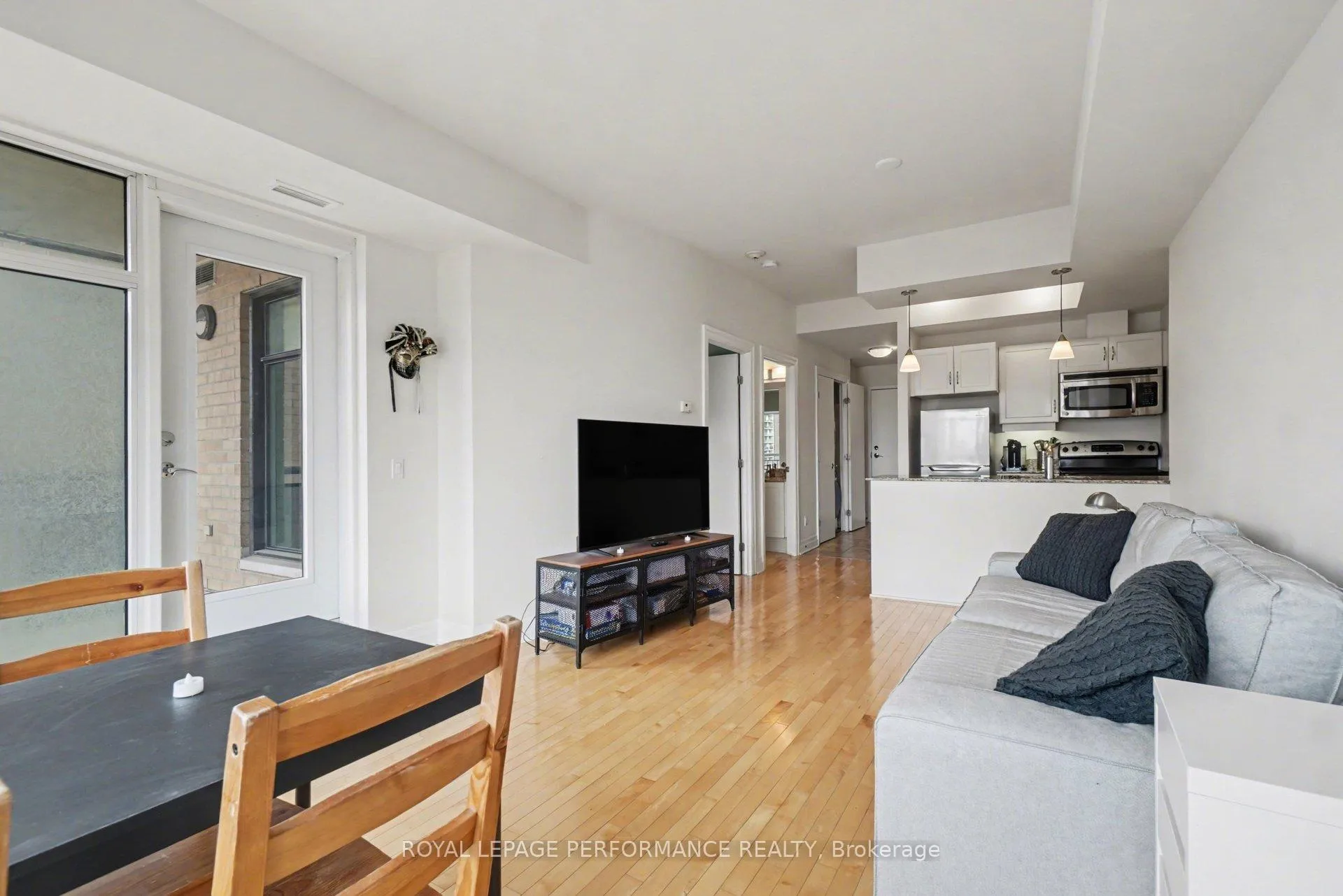 Photo 15 of Unit 801, 245 Kent Street, Ottawa, Ottawa Centre — HOMEH