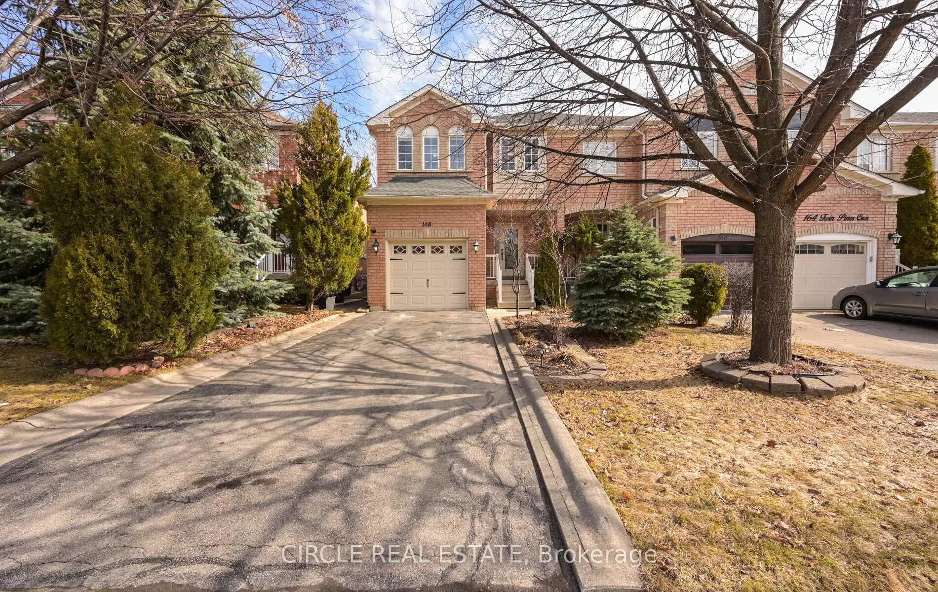 Photo 2 of 168 Twin Pines Crescent, Brampton, Northwest Sandalwood Parkway — HOMEH
