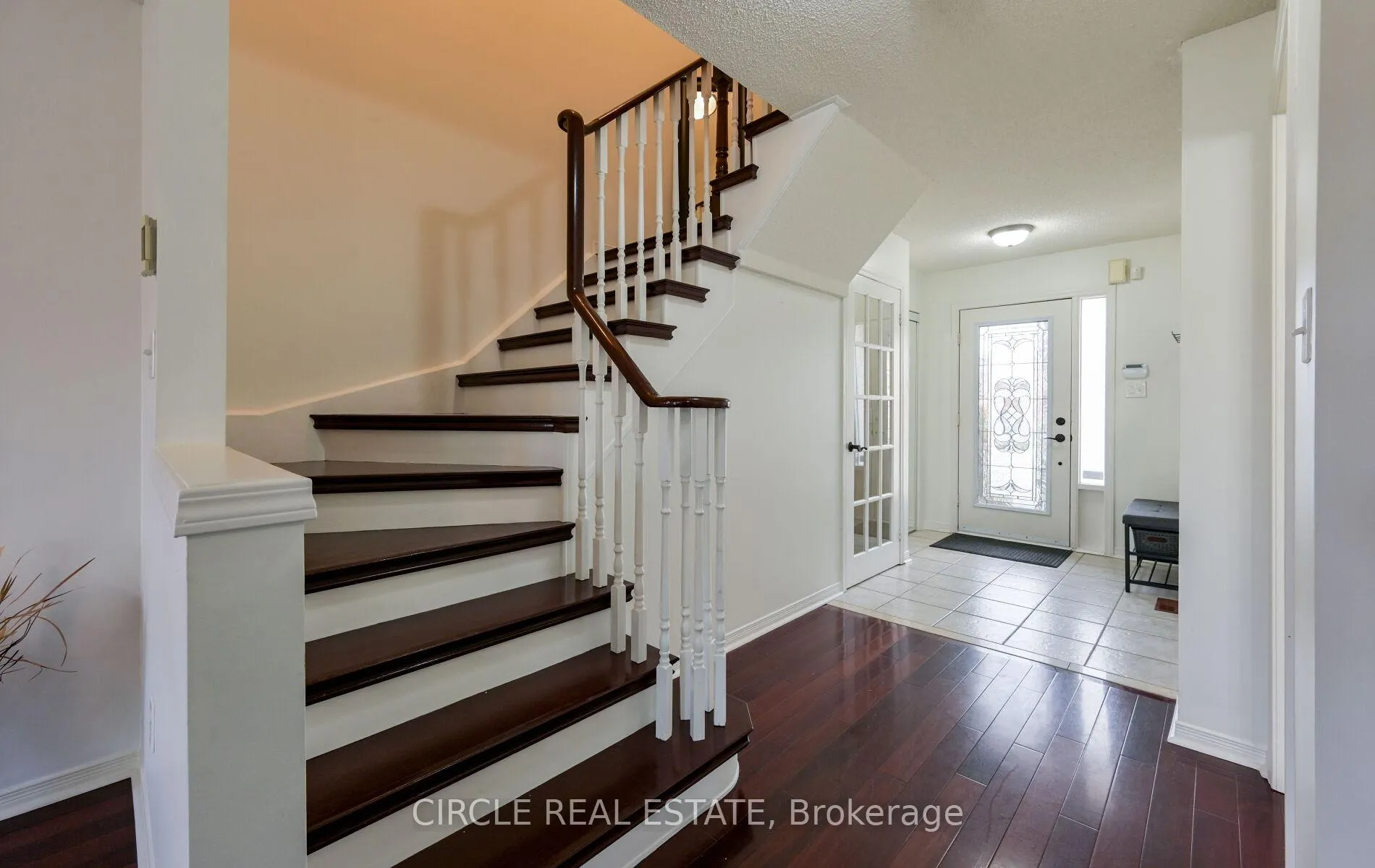 Photo 4 of 168 Twin Pines Crescent, Brampton, Northwest Sandalwood Parkway — HOMEH