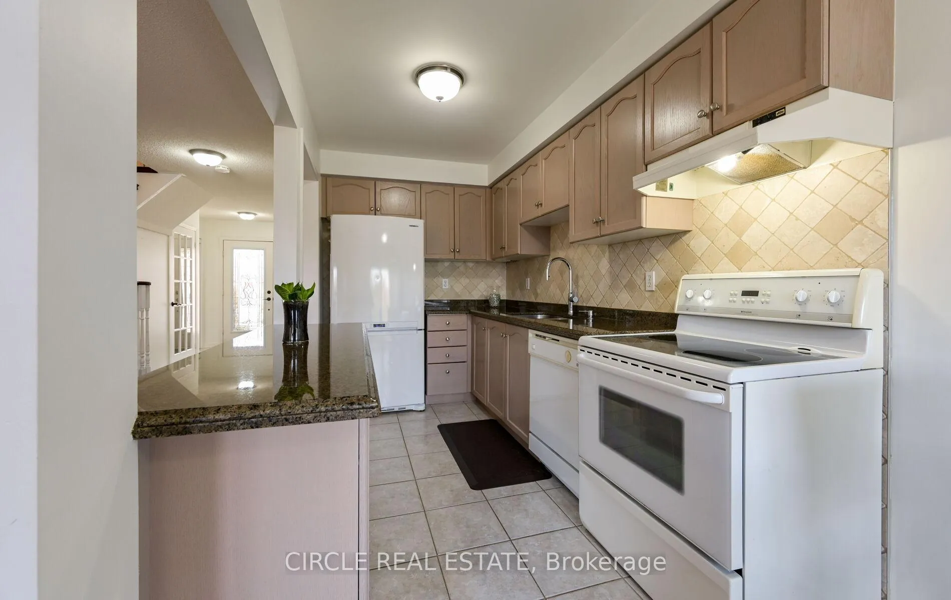 Photo 9 of 168 Twin Pines Crescent, Brampton, Northwest Sandalwood Parkway — HOMEH