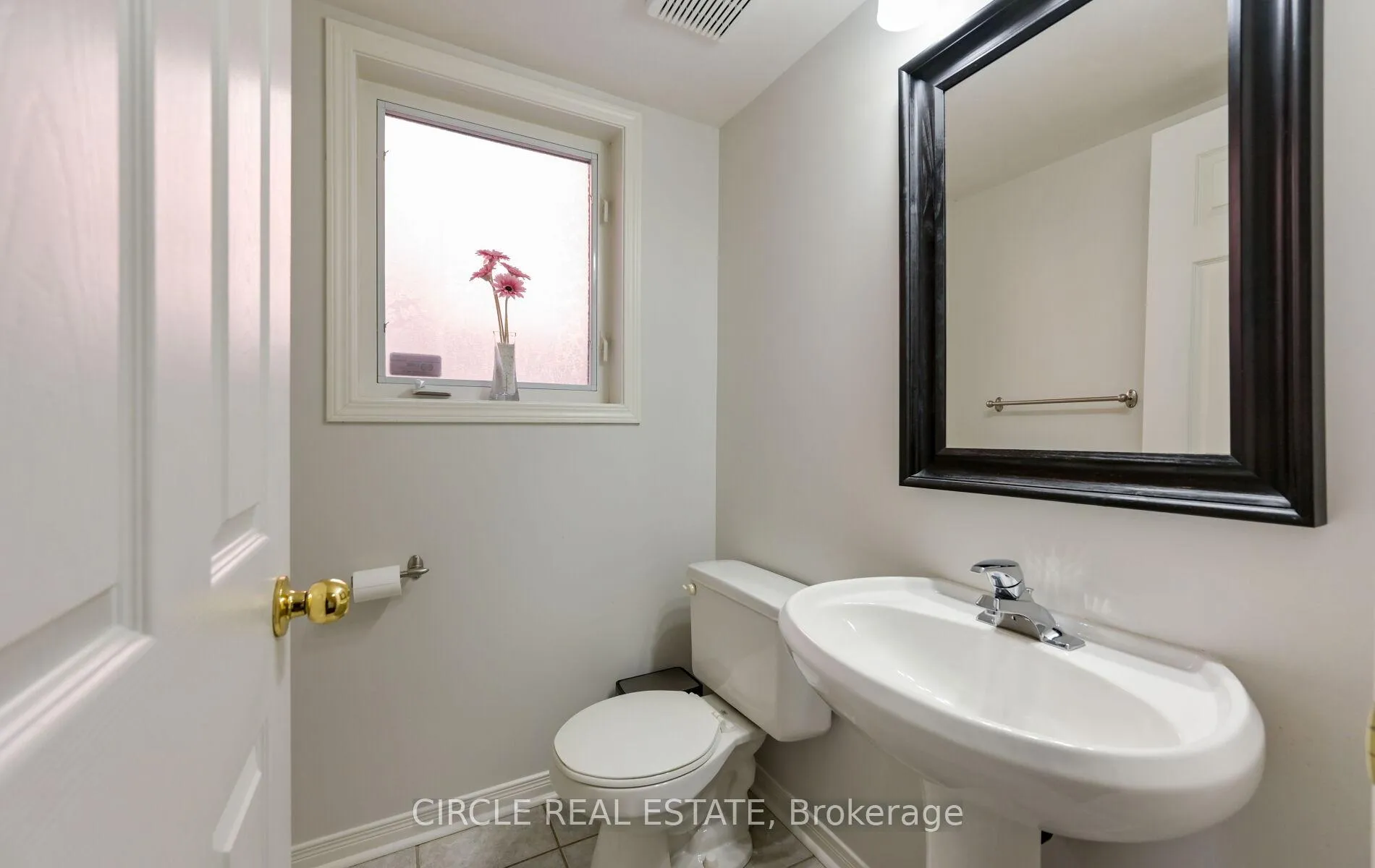 Photo 14 of 168 Twin Pines Crescent, Brampton, Northwest Sandalwood Parkway — HOMEH
